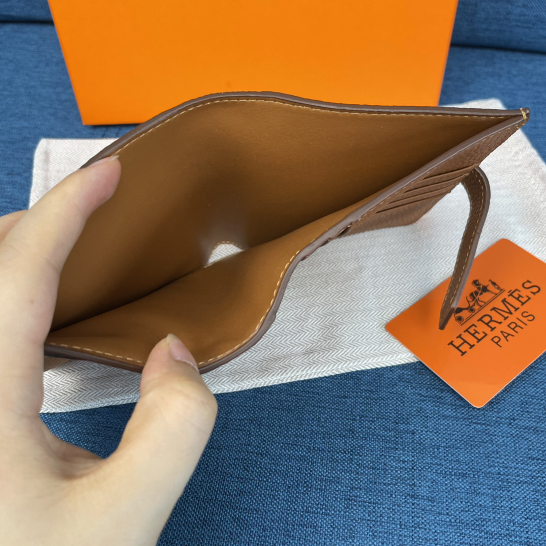 Hermes Togo Calfskin Vertical Wallet - Image 5