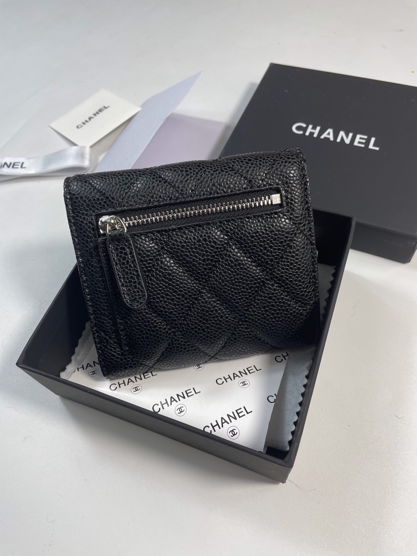 Chanel Classic Caviar Leather Wallet - Image 5