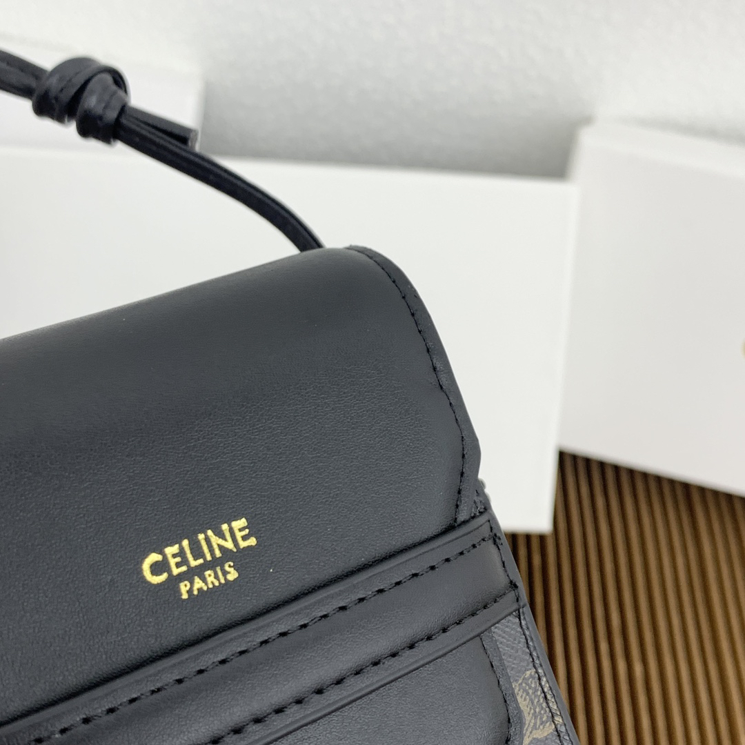 CELINE Logo-Printed Leather Flap Crossbody Phone Bag - Image 5
