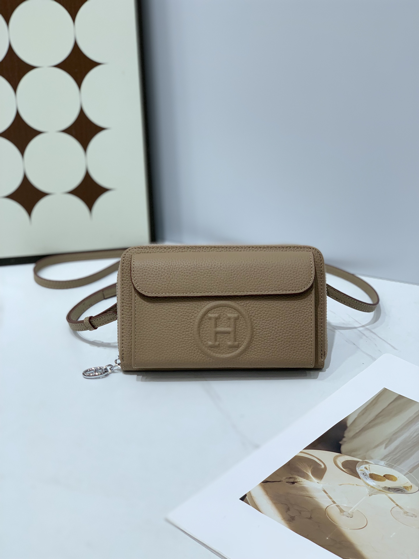 Hermès Togo Calfskin Shoulder Bag 502-2 - Image 5