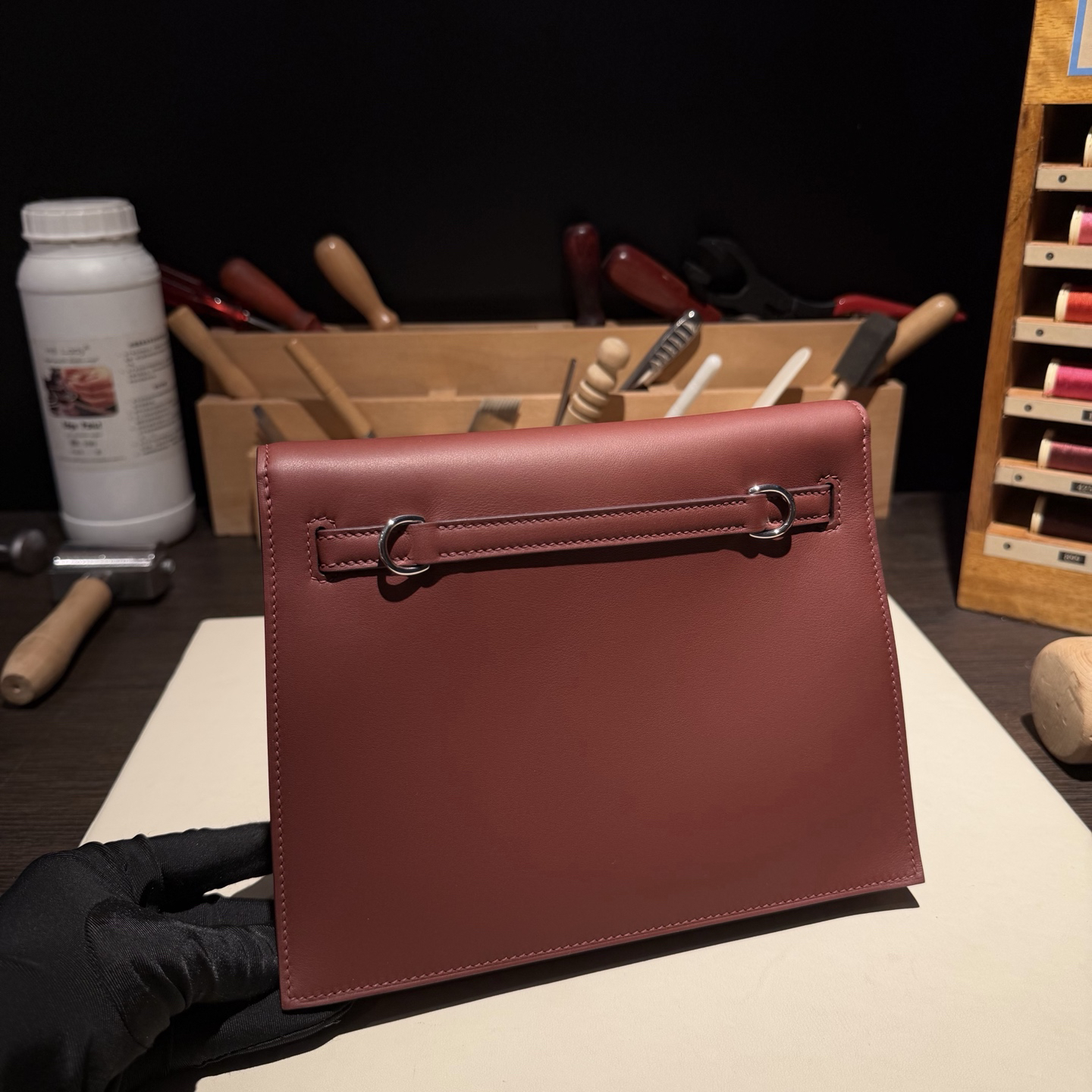 Pomari Swift Red Leather Crossbody Bag - Image 5