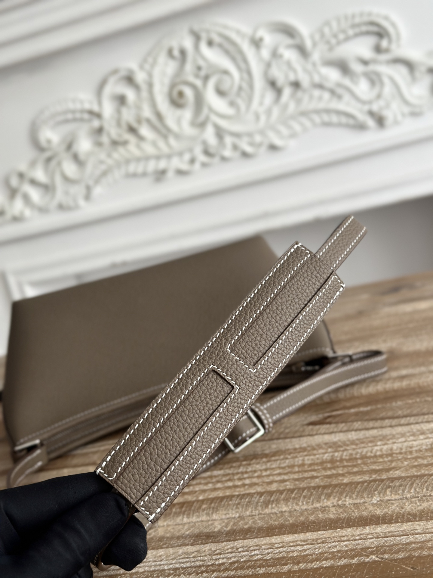 Hermes Berlingot Leather Shoulder Bag - Image 5