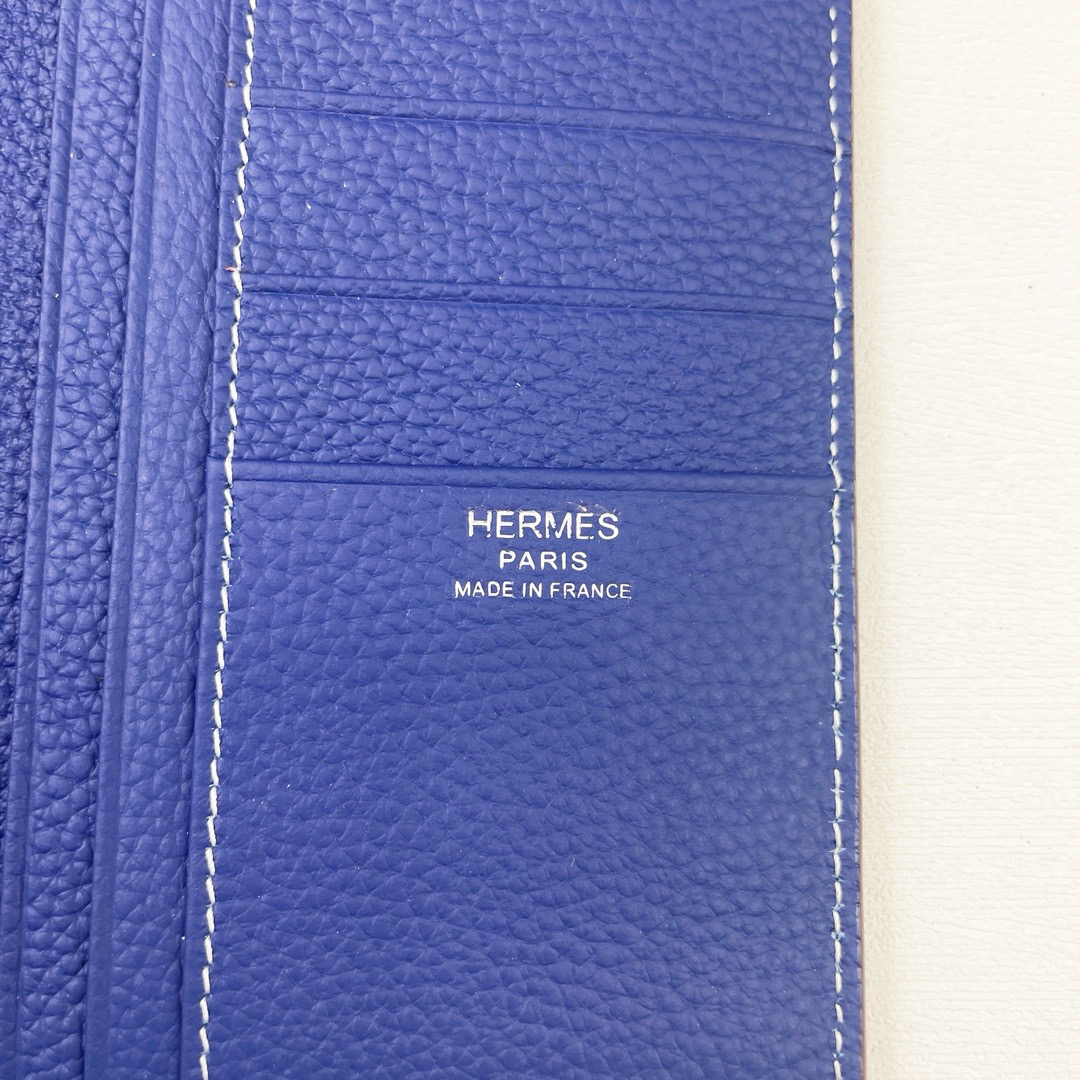 Hermes Evercolor Leather Long Wallet with Contrasting Horsebit Stitching - Image 5