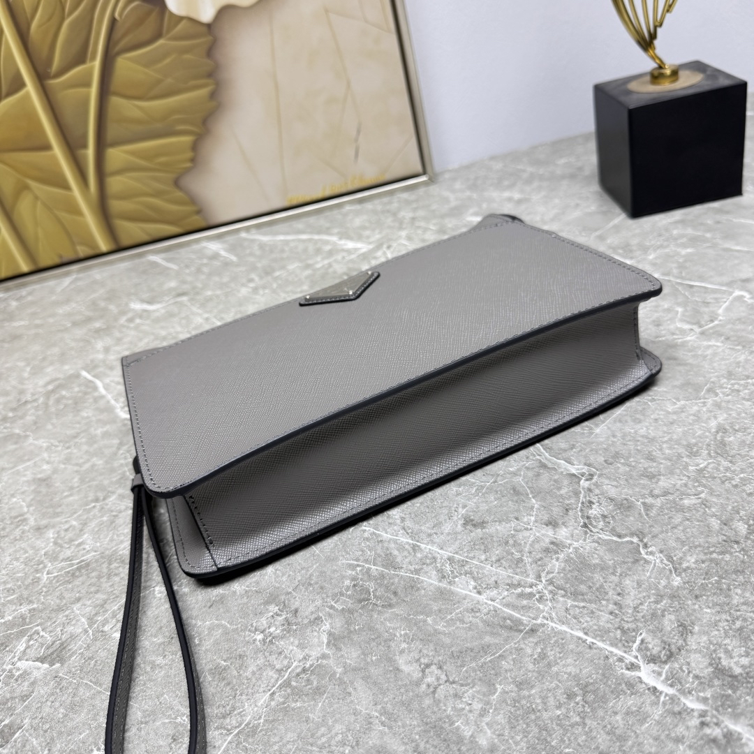 Men's Gray Saffiano Leather Handbag 2VF032 - Image 5