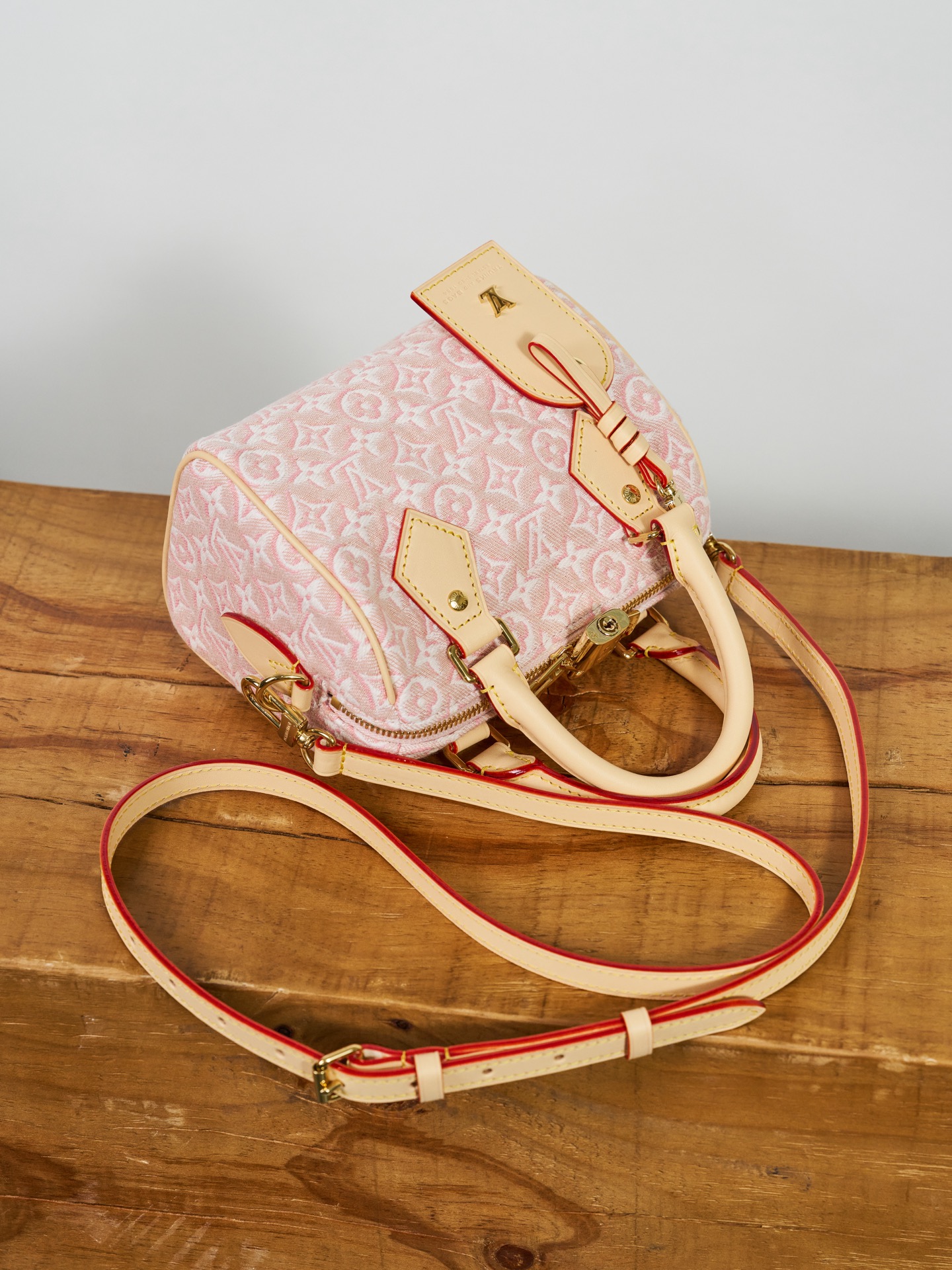 Louis Vuitton Sedy Bandoulière 20 Monogram Emblème Bag - Image 6