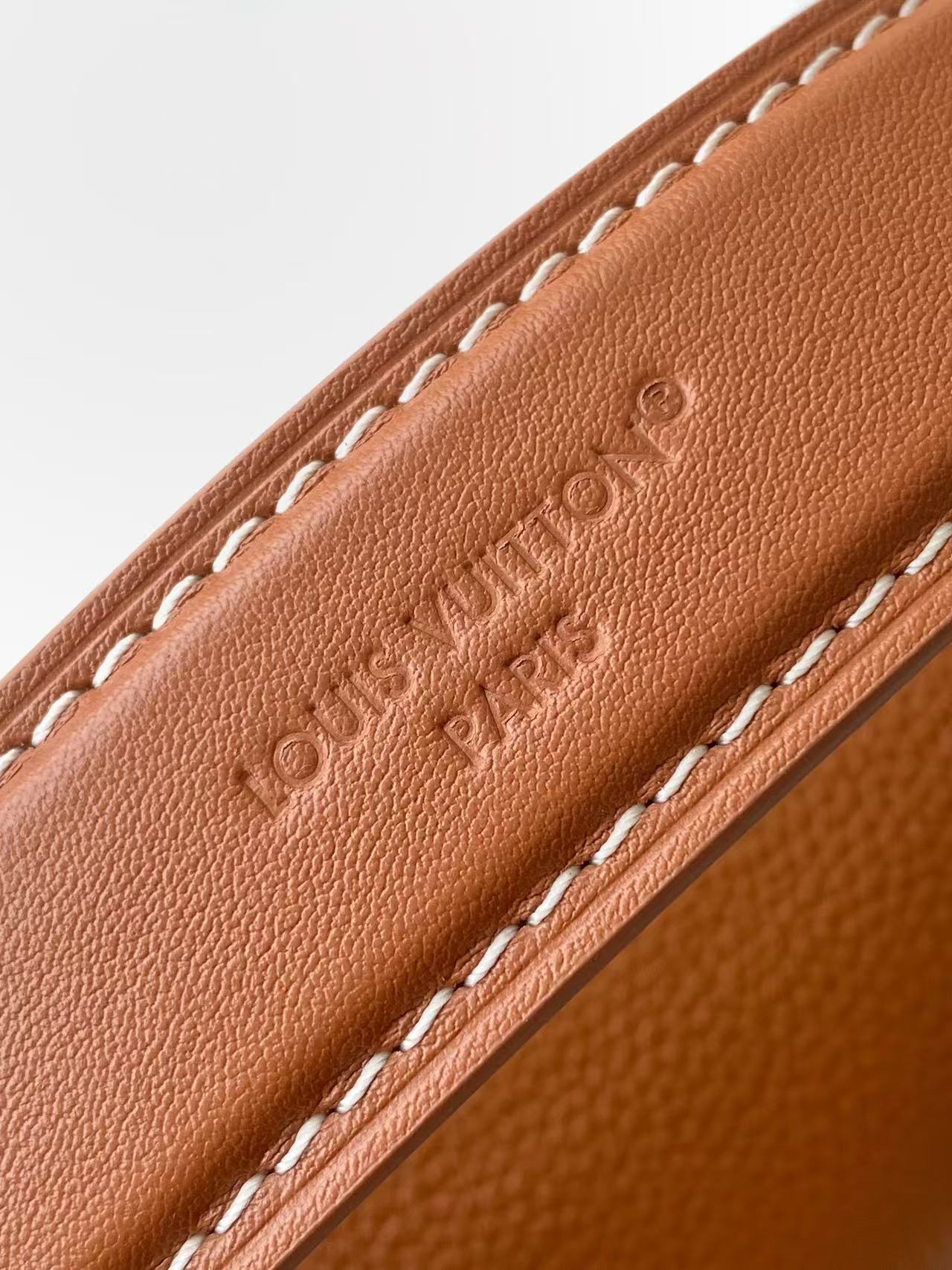 Louis Vuitton Side Trunk Medium Handbag - Image 6