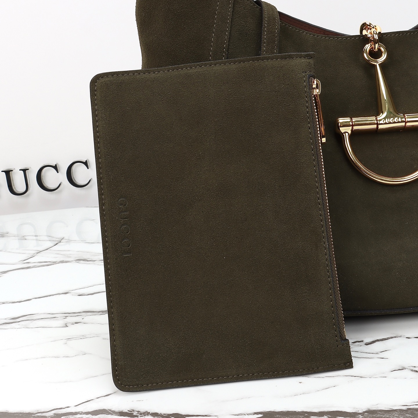 Gucci Model 837466 Forest Green Suede Bag - Image 6