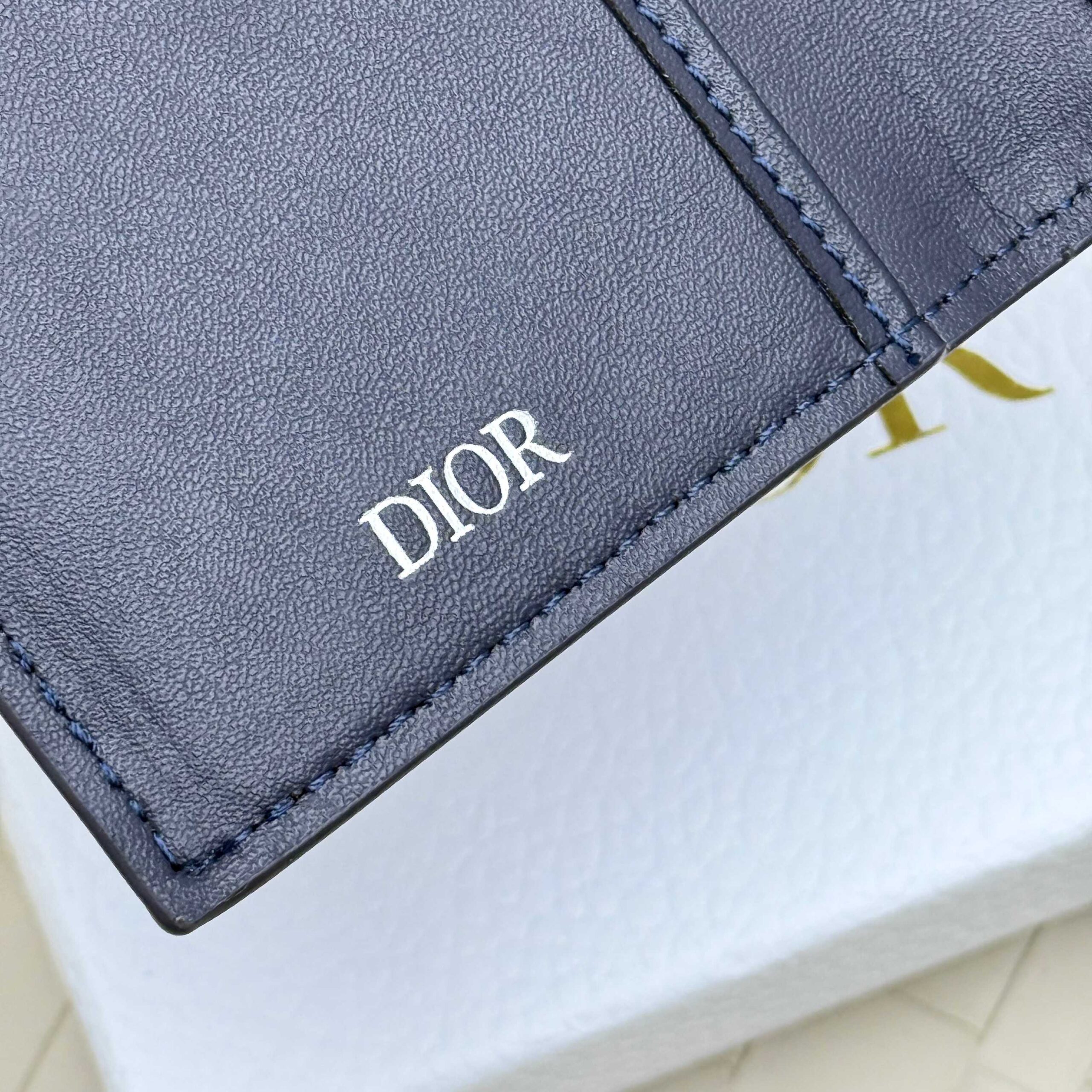 Dior Double-Fold Card Holder - Image 6