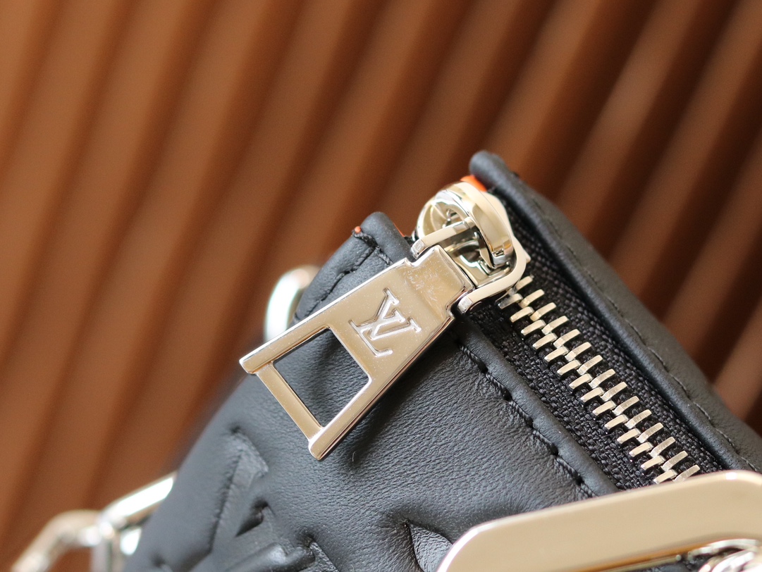 Louis Vuitton Coussin BB Shoulder Bag M23078 - Image 6