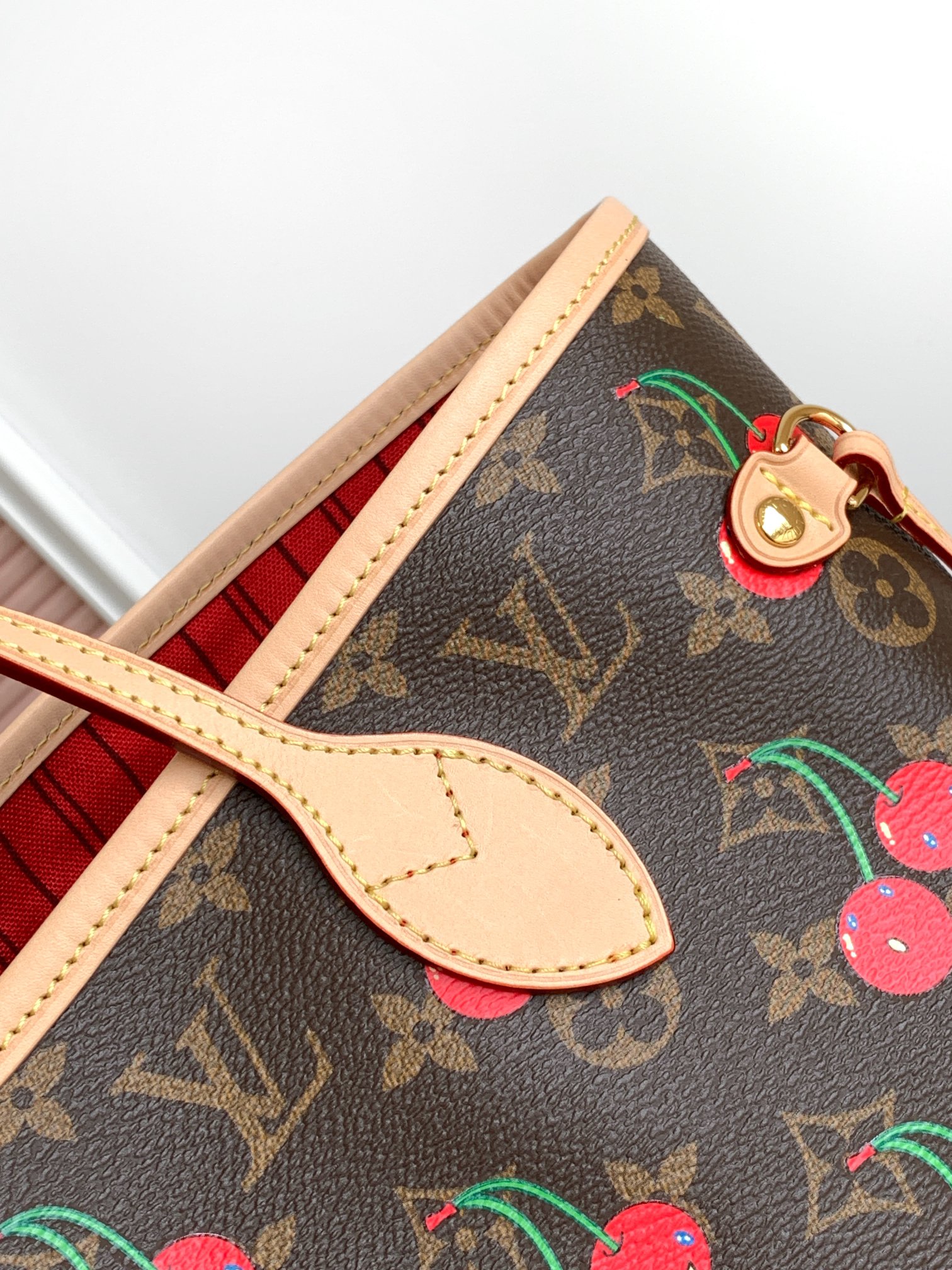 Louis Vuitton Neverfull MM Cherry Monogram Tote Bag - Image 6
