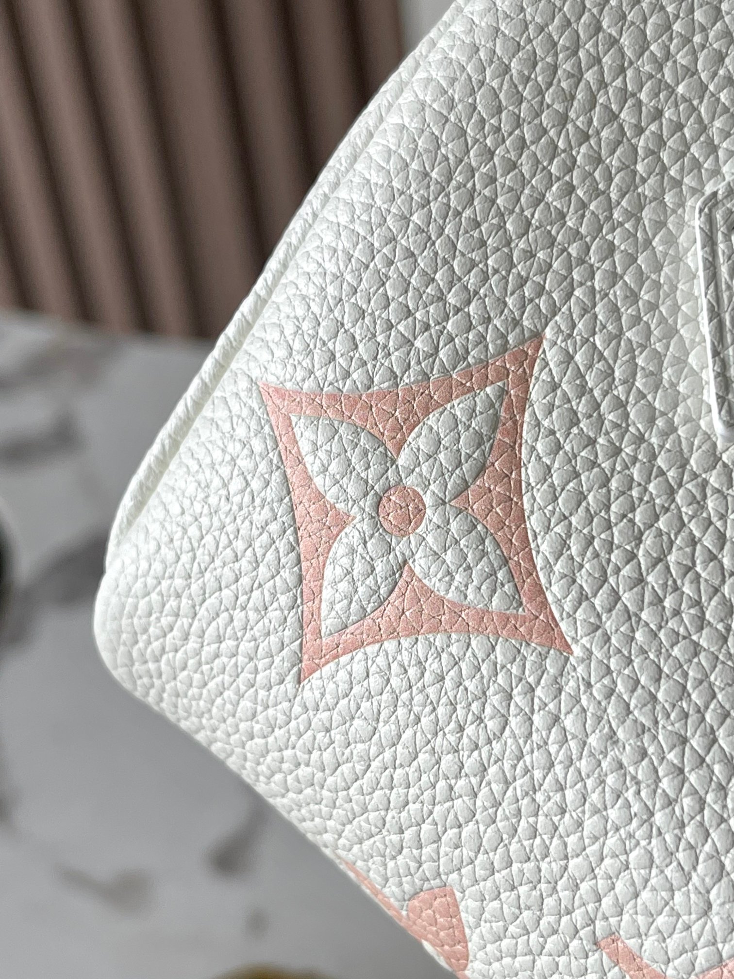 Louis Vuitton Nano Speedy Handbag M81913 - Image 6