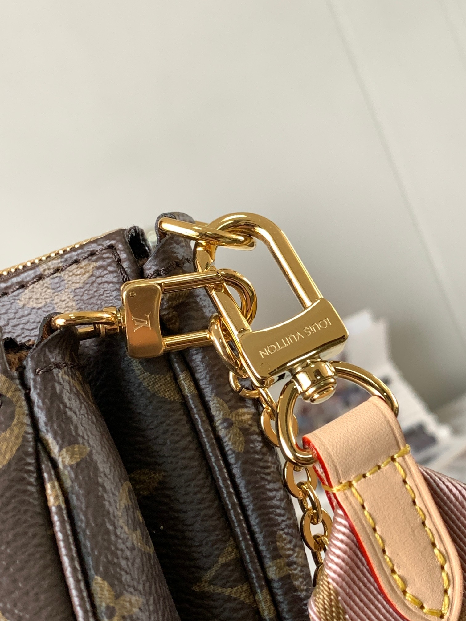 Louis Vuitton Multi Pochette Accessoires Bag M44840 - Image 6