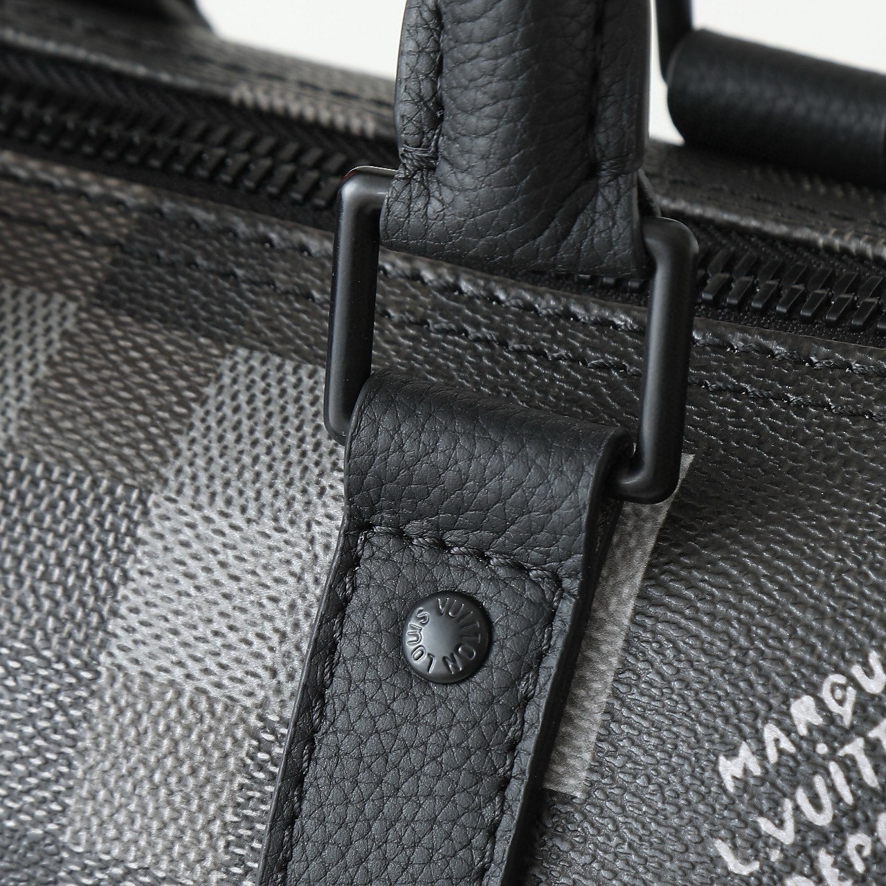 Louis Vuitton Keepall Bandoulière 25 Damoflage Black Travel Bag - Image 6