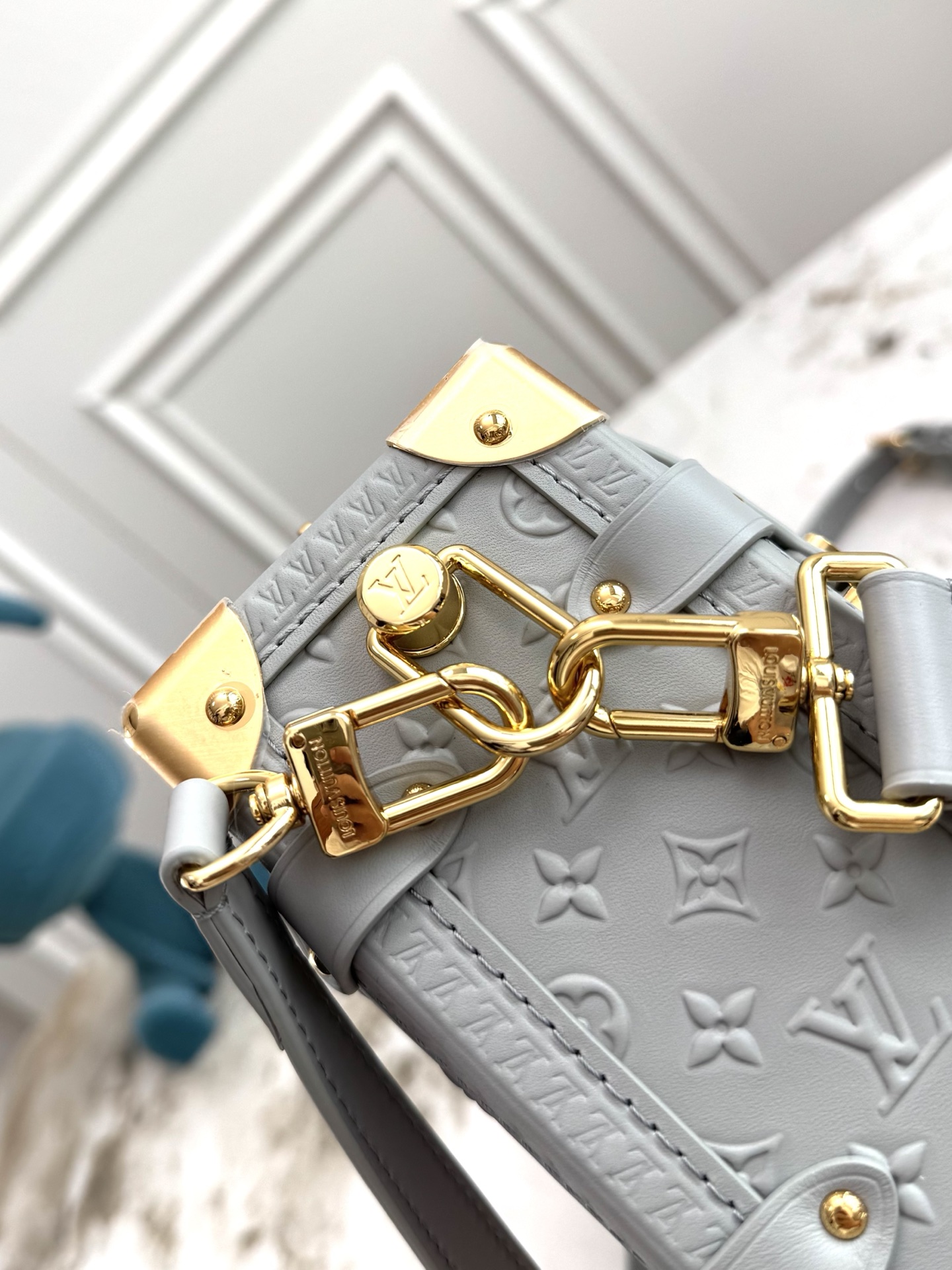 Louis Vuitton Side Trunk Medium Handbag - Image 6