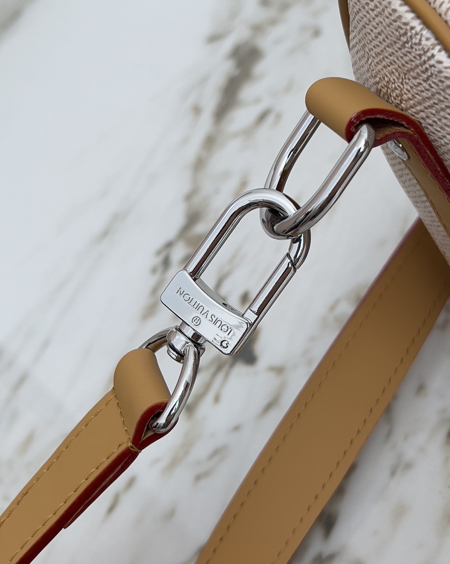 Louis Vuitton Keepall Bandouliere 25 Monogram Surfin Canvas Shoulder Bag - Image 6
