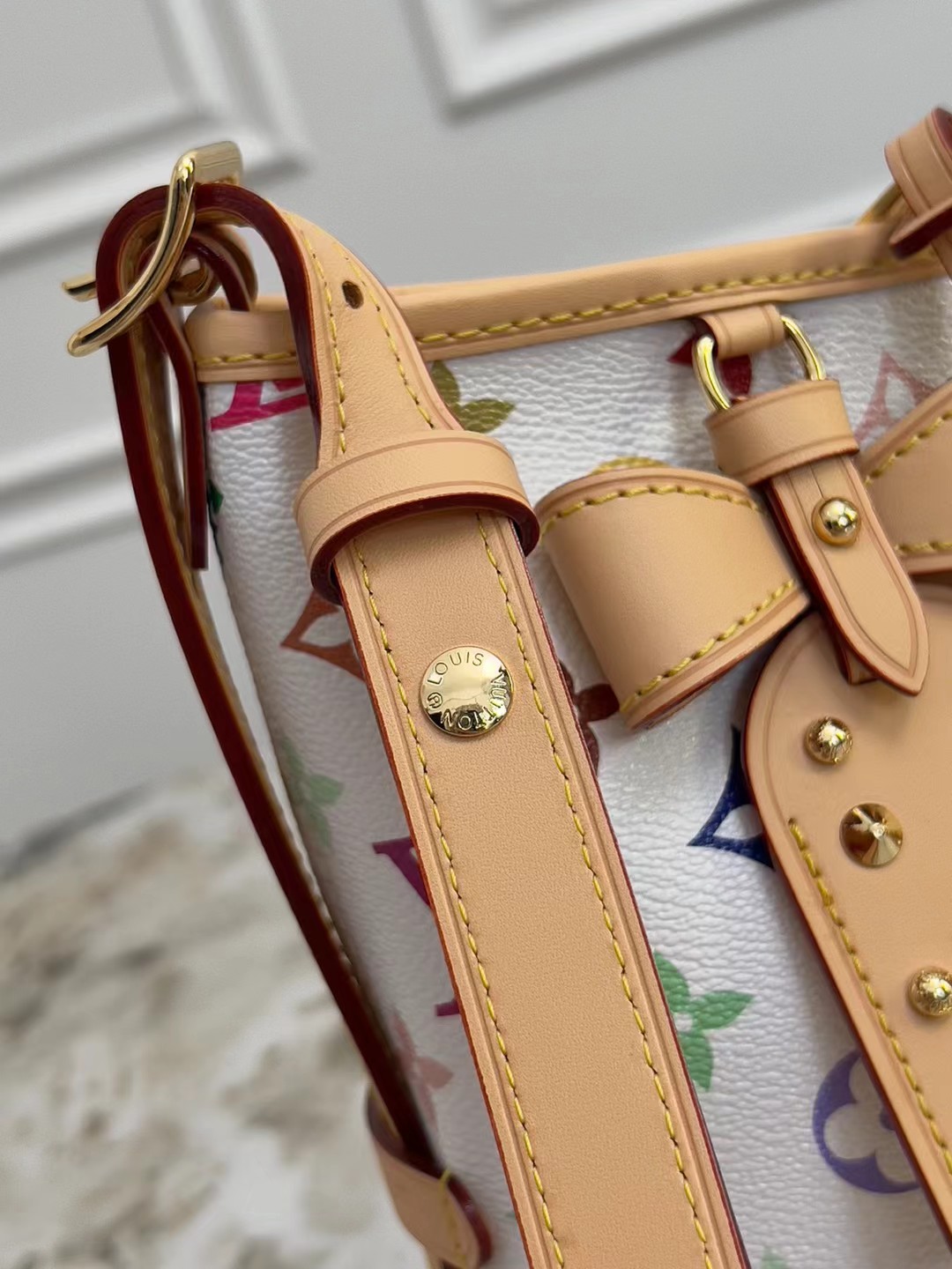 Louis Vuitton x Takashi Murakami Carryall East West Handbag M27578, White Multicolor, Large - Image 6
