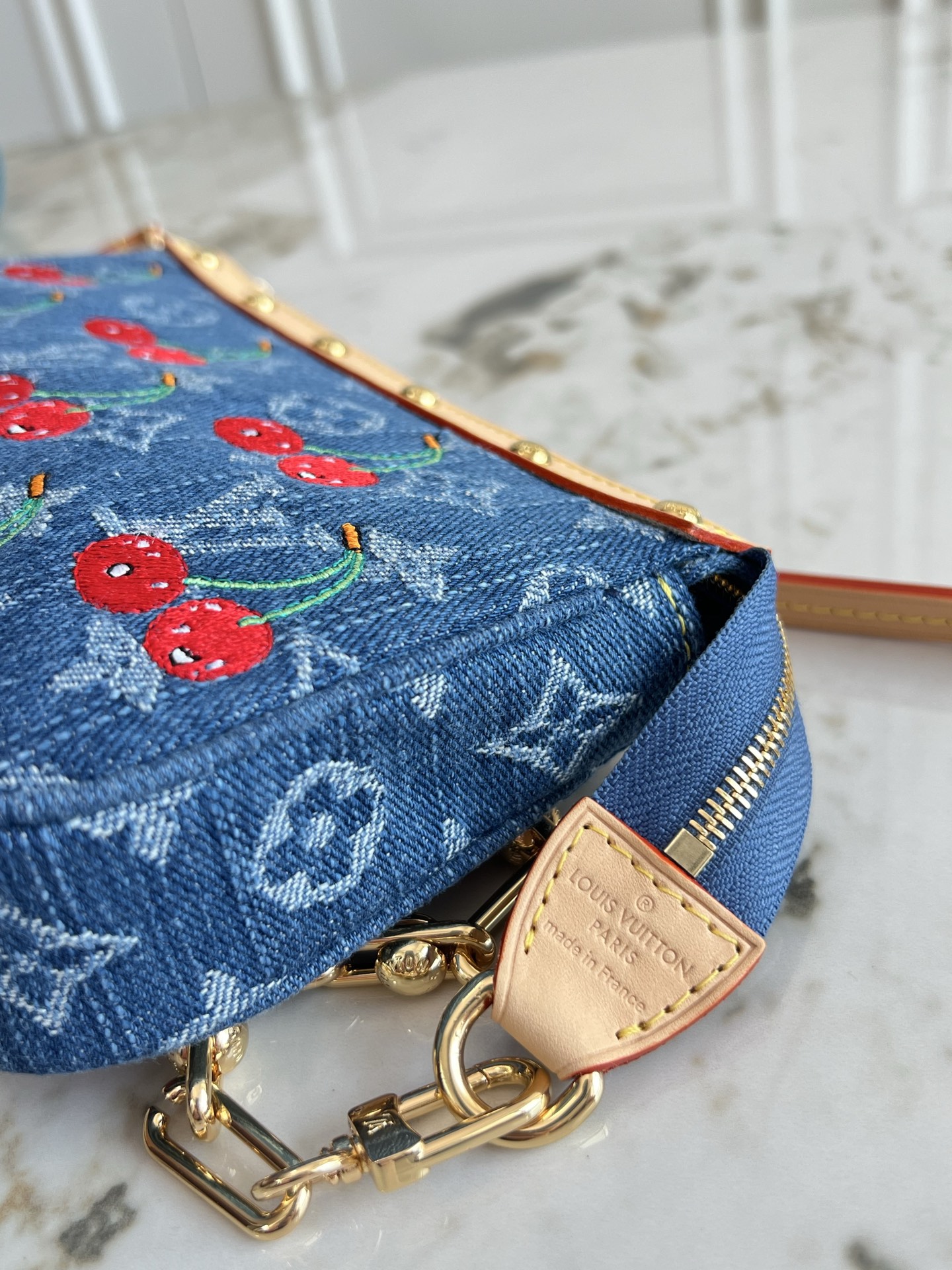 Louis Vuitton Pochette Accessoires M13994 Cherry Monogram Shoulder Bag - Image 6