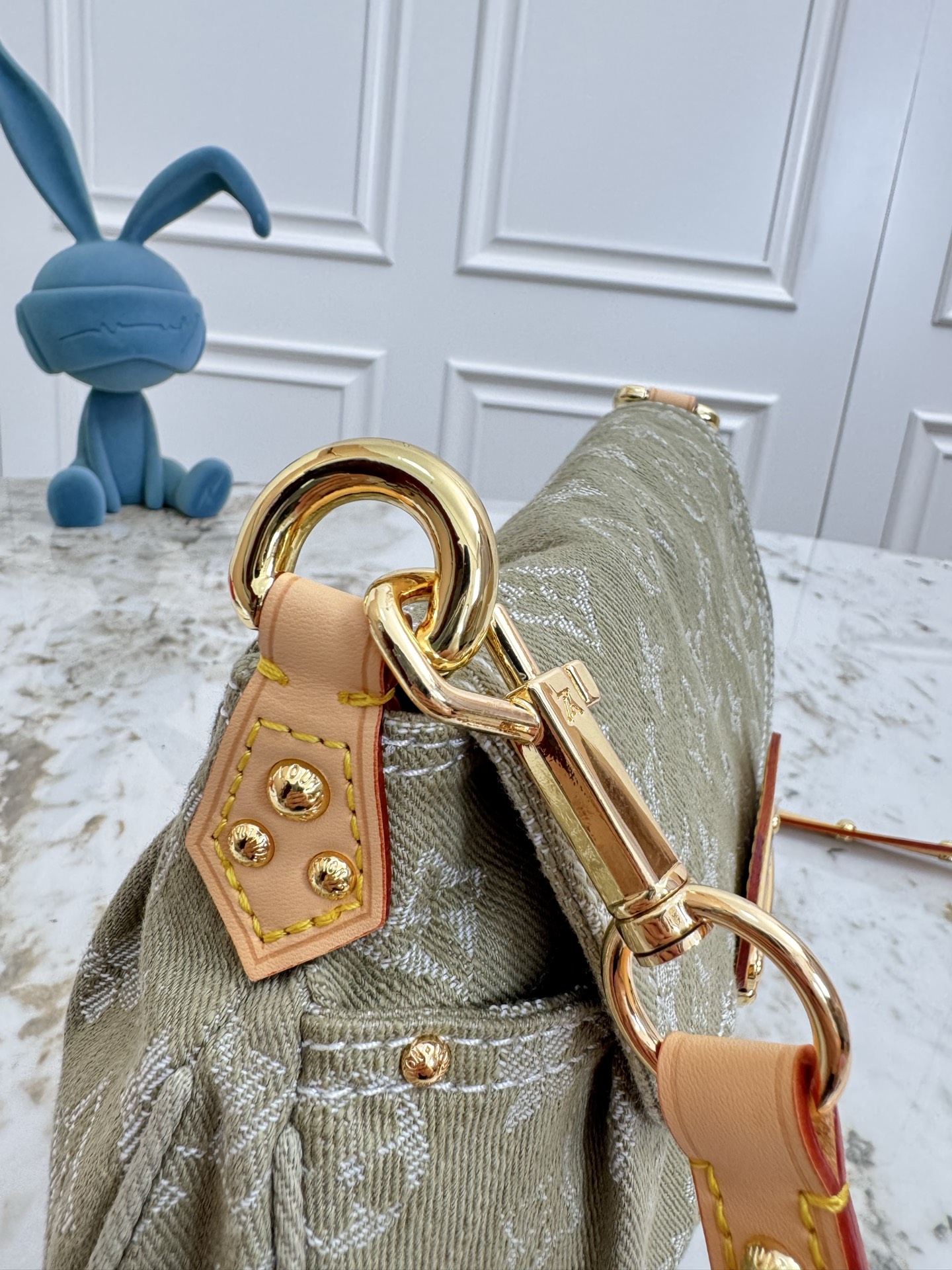 Sunset Rendez-Vous Khaki Denim Shoulder Bag - Image 6