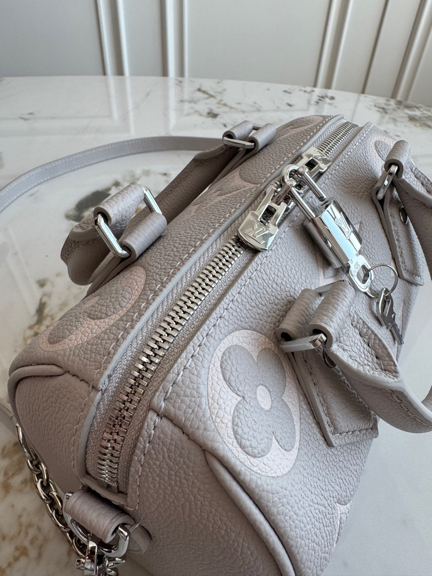 Louis Vuitton Speedy Bandouliere 20 Handbag - Image 6
