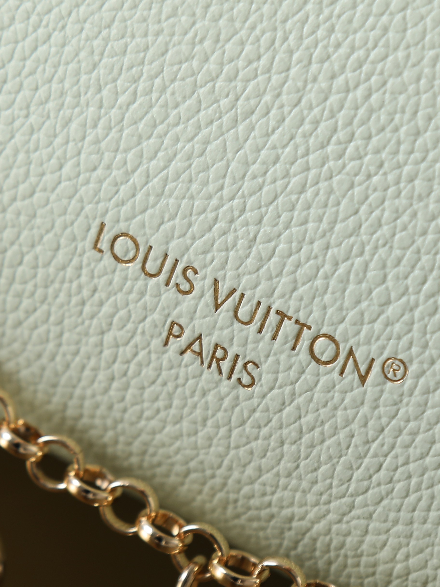 Louis Vuitton Side Trunk Handbag in Monogram Canvas - Image 6