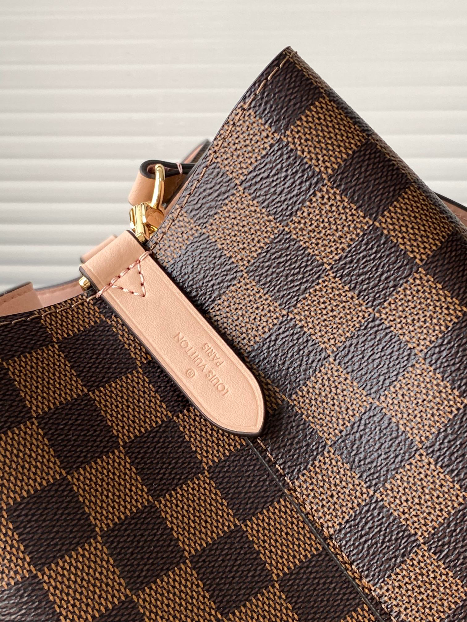 Louis Vuitton NéoNoé Bucket Bag - Image 6