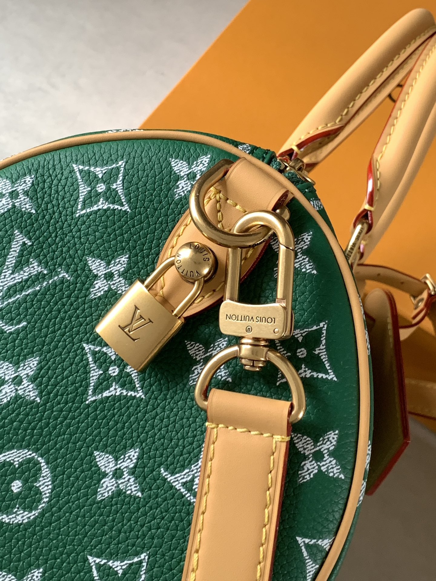 Louis Vuitton Speedy P9 Bandoulière 30 Monogram Leather Handbag - Image 6