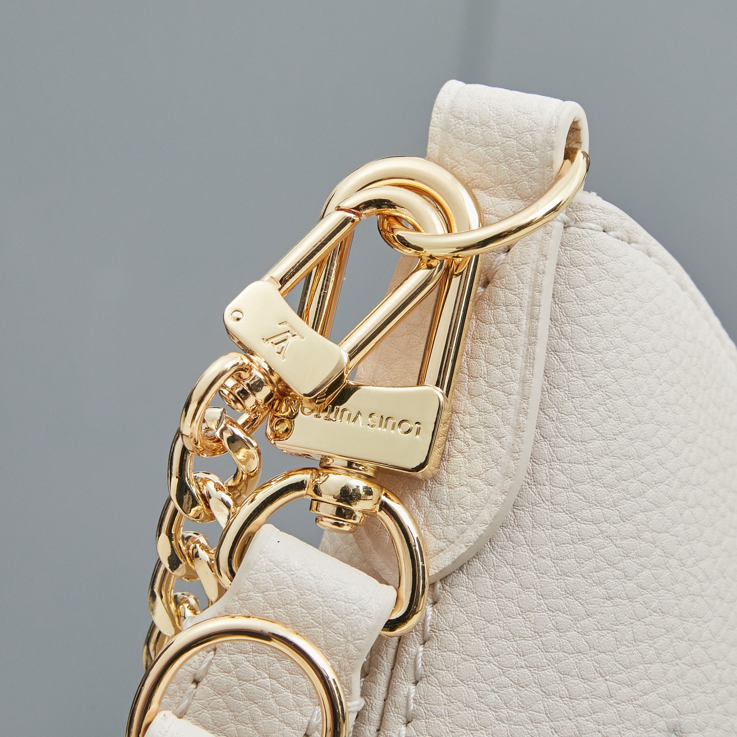 Louis Vuitton Boulogne PM Leather Crossbody Bag - Image 6