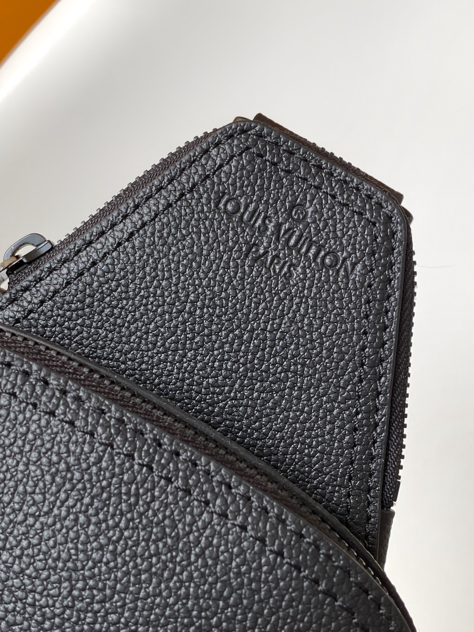 Louis Vuitton Avenue Sling Bag PM - Image 6
