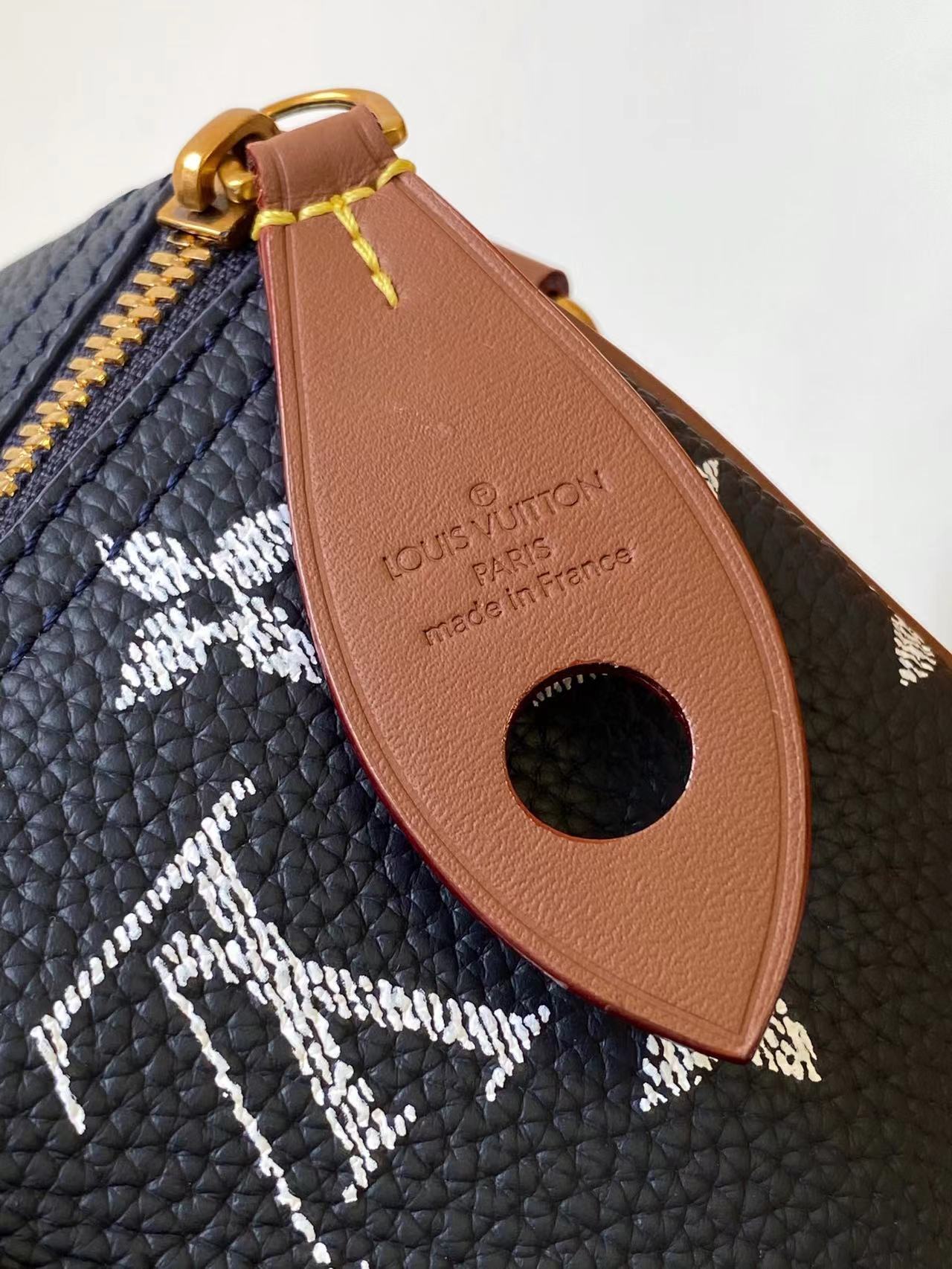 Louis Vuitton Speedy P9 Bandouliere 30 Monogram Leather Crossbody Bag - Image 6