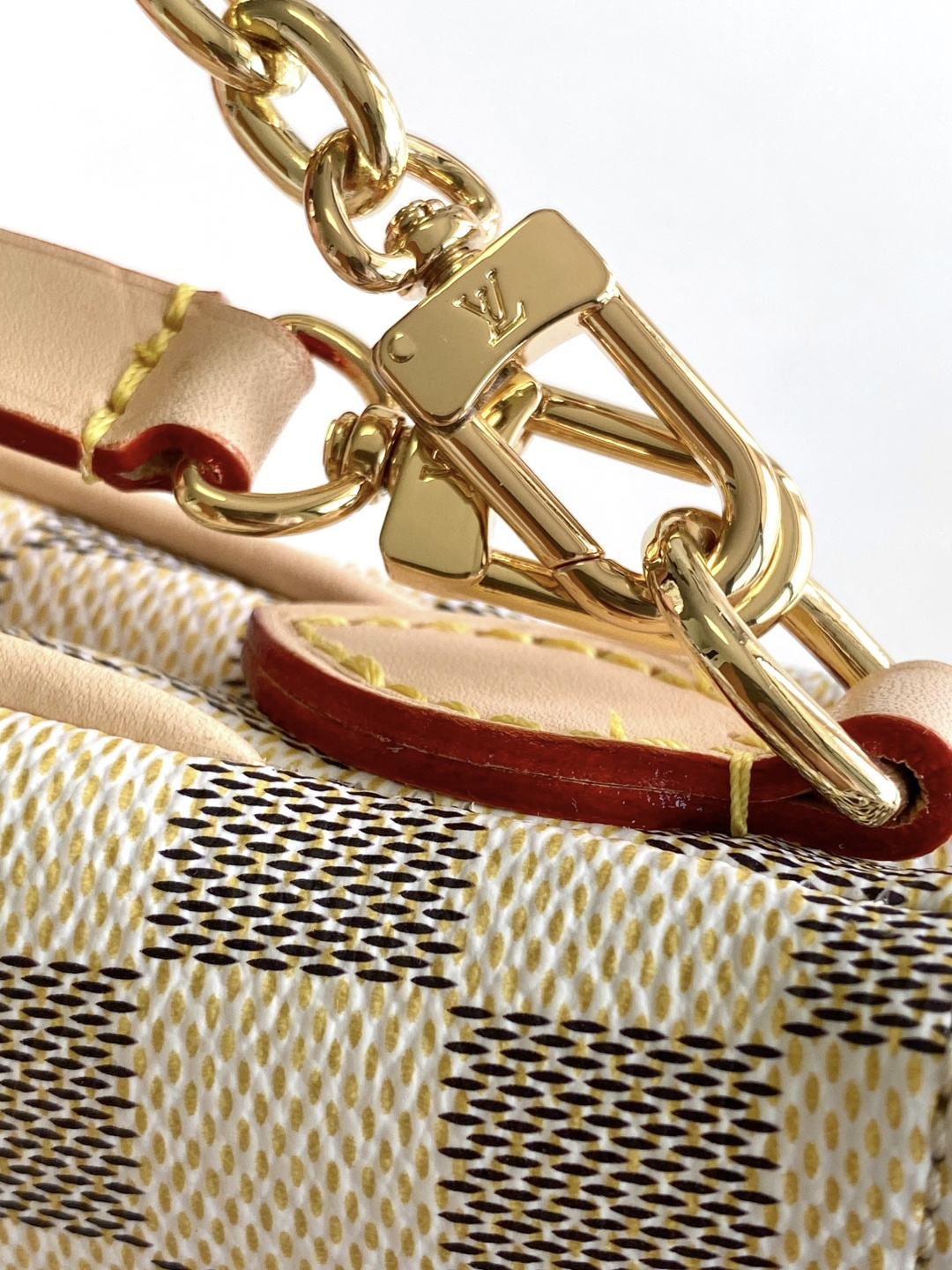 Louis Vuitton Pochette M83008 Monogram Crossbody Bag - Image 6