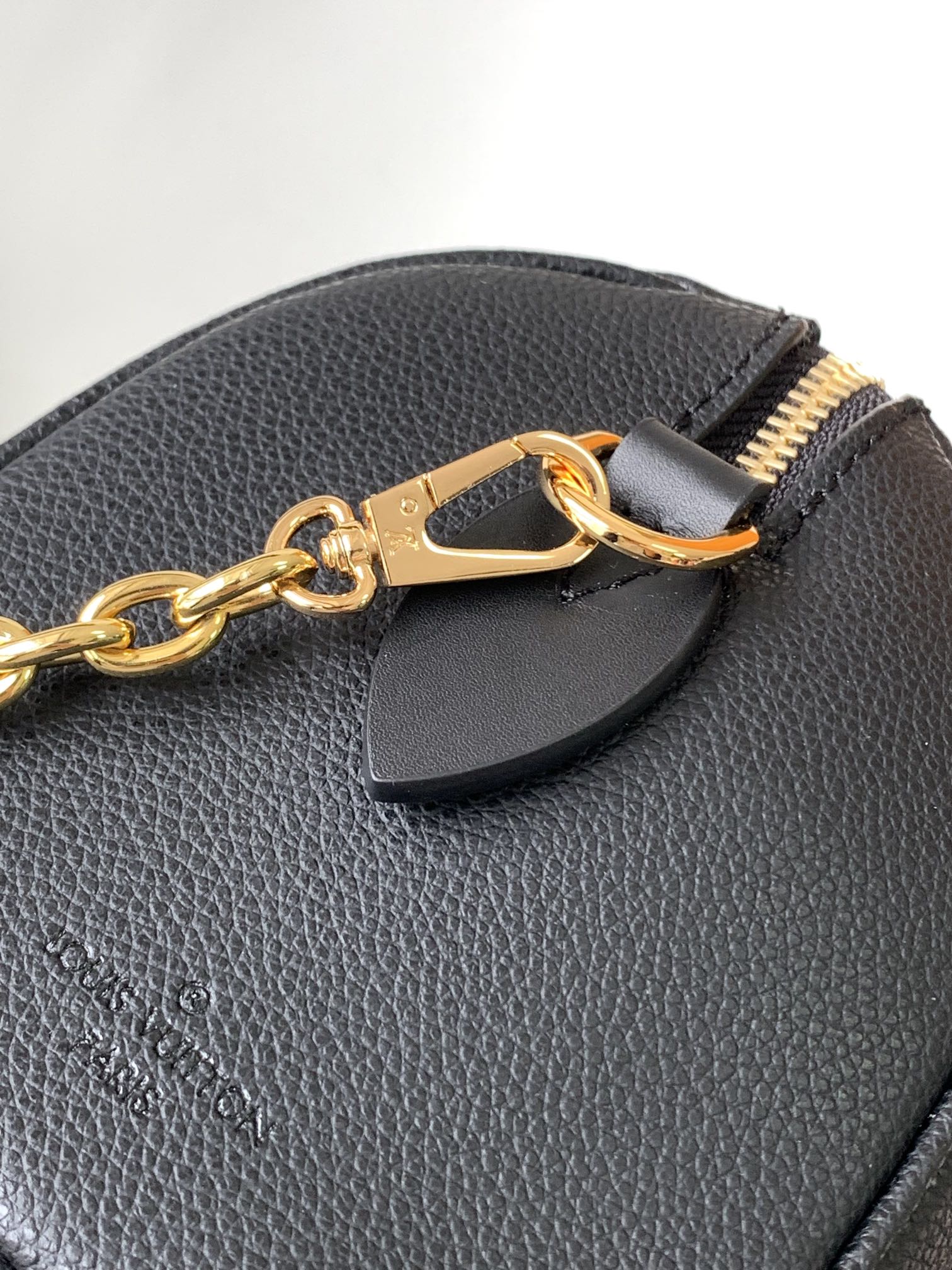 Louis Vuitton Speedy Bandouliere 20 Monogram Empreinte Leather Crossbody Bag - Image 6