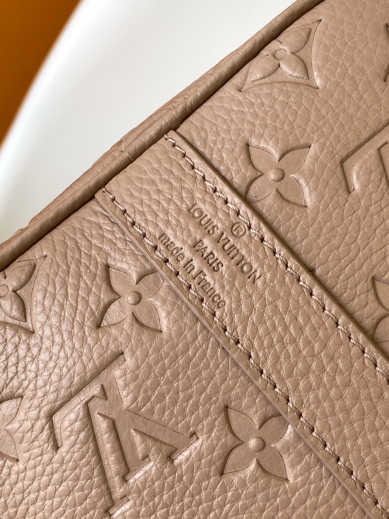 Louis Vuitton Keepall Bandouliere 35 Monogram Eclipse Travel Bag - Image 6