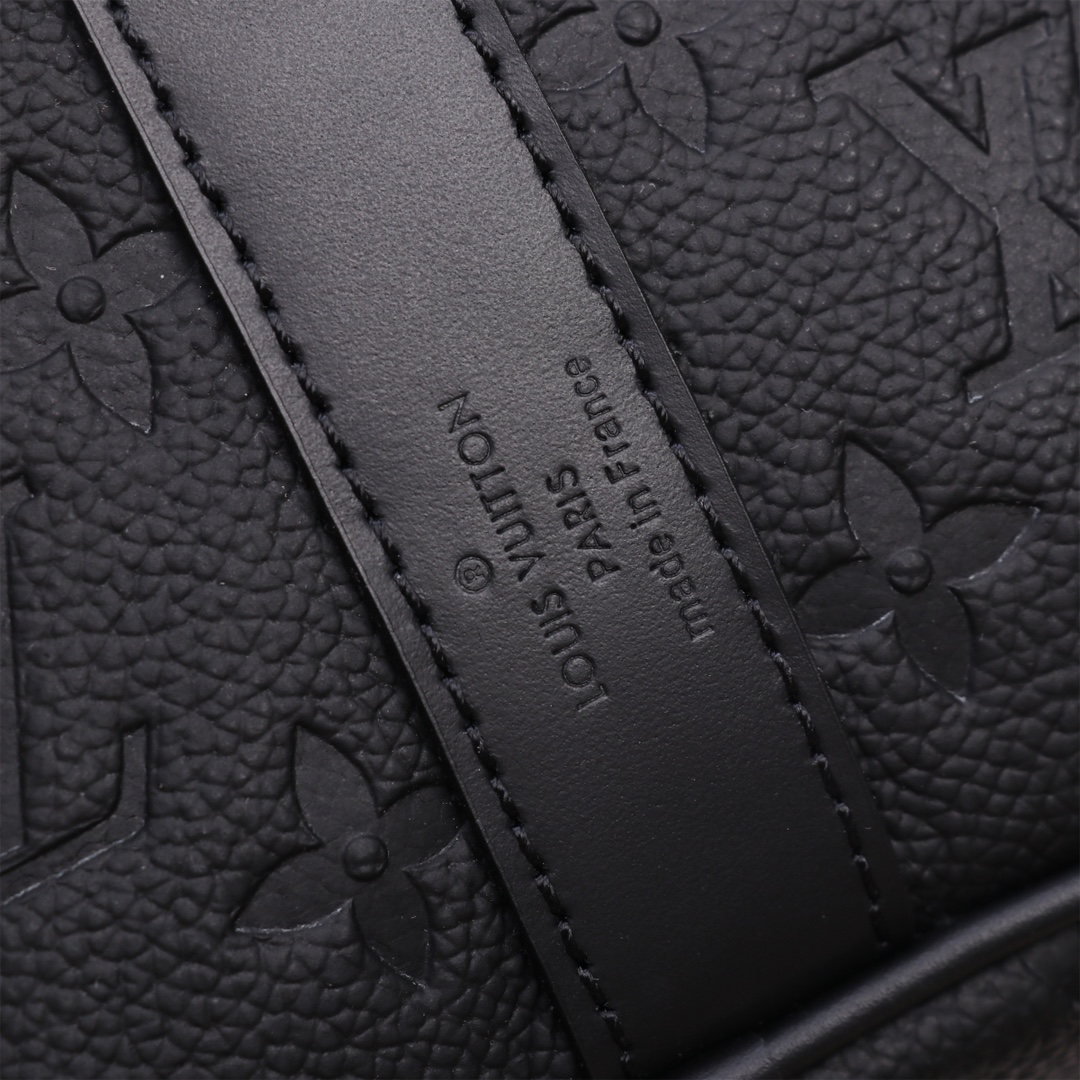 Louis Vuitton Keepall Bandouliere 35 Monogram Eclipse Travel Bag - Image 6