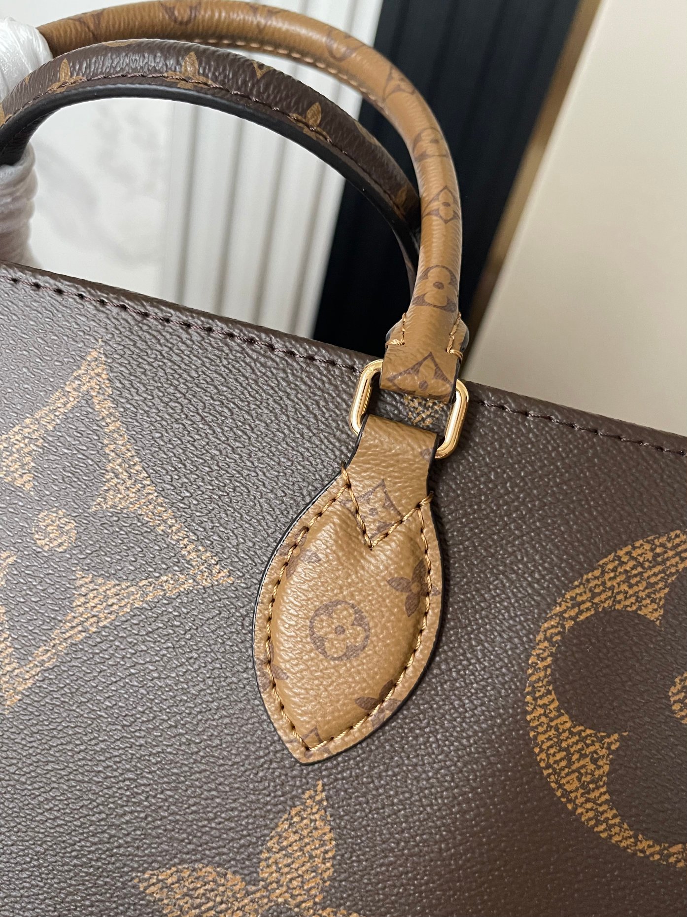 Onthego Monogram Giant Canvas Tote Bag - Image 6