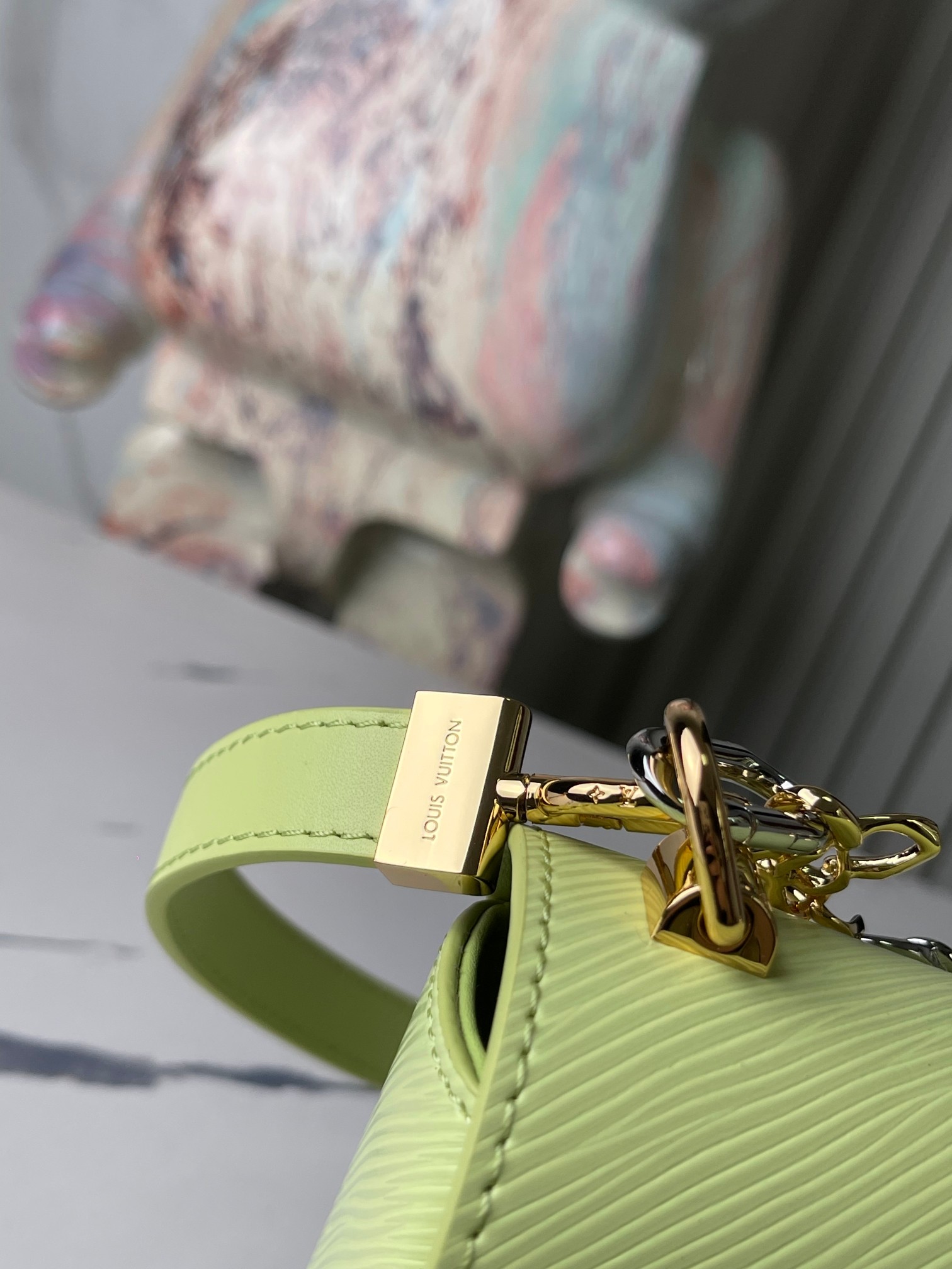 Louis Vuitton LV Twist Small Handbag in Green Ripple-Pattern Leather - Image 6