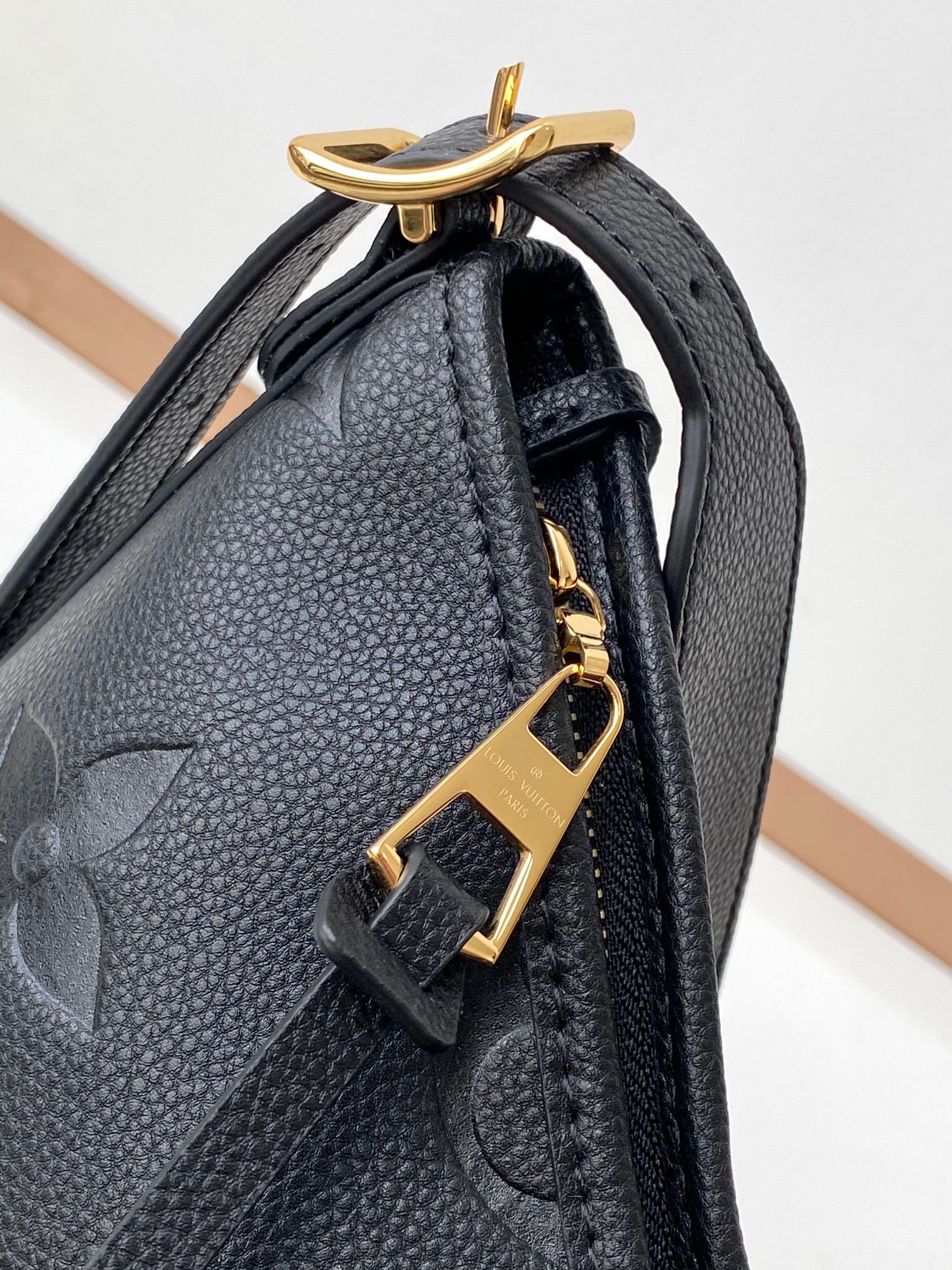 CarryAll Large Crossbody Bag - Image 6