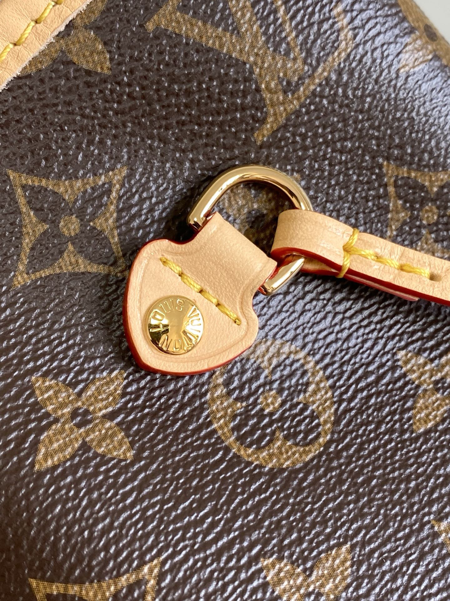 Louis Vuitton Neverfull MM Tote Bag M13271 - Image 6