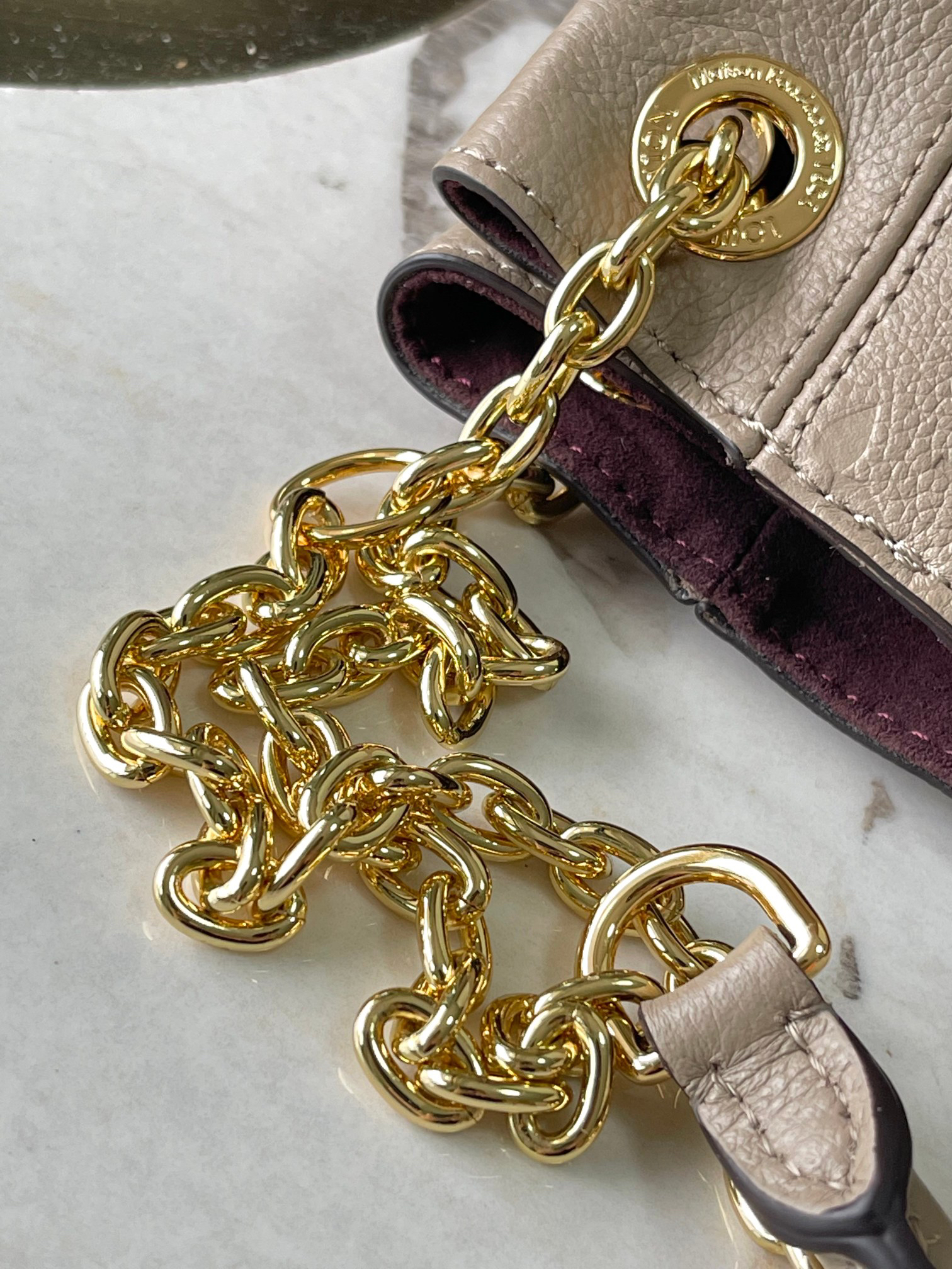 Louis Vuitton Anytime Medium Shoulder Bag in Monogram Empreinte Leather - Image 6