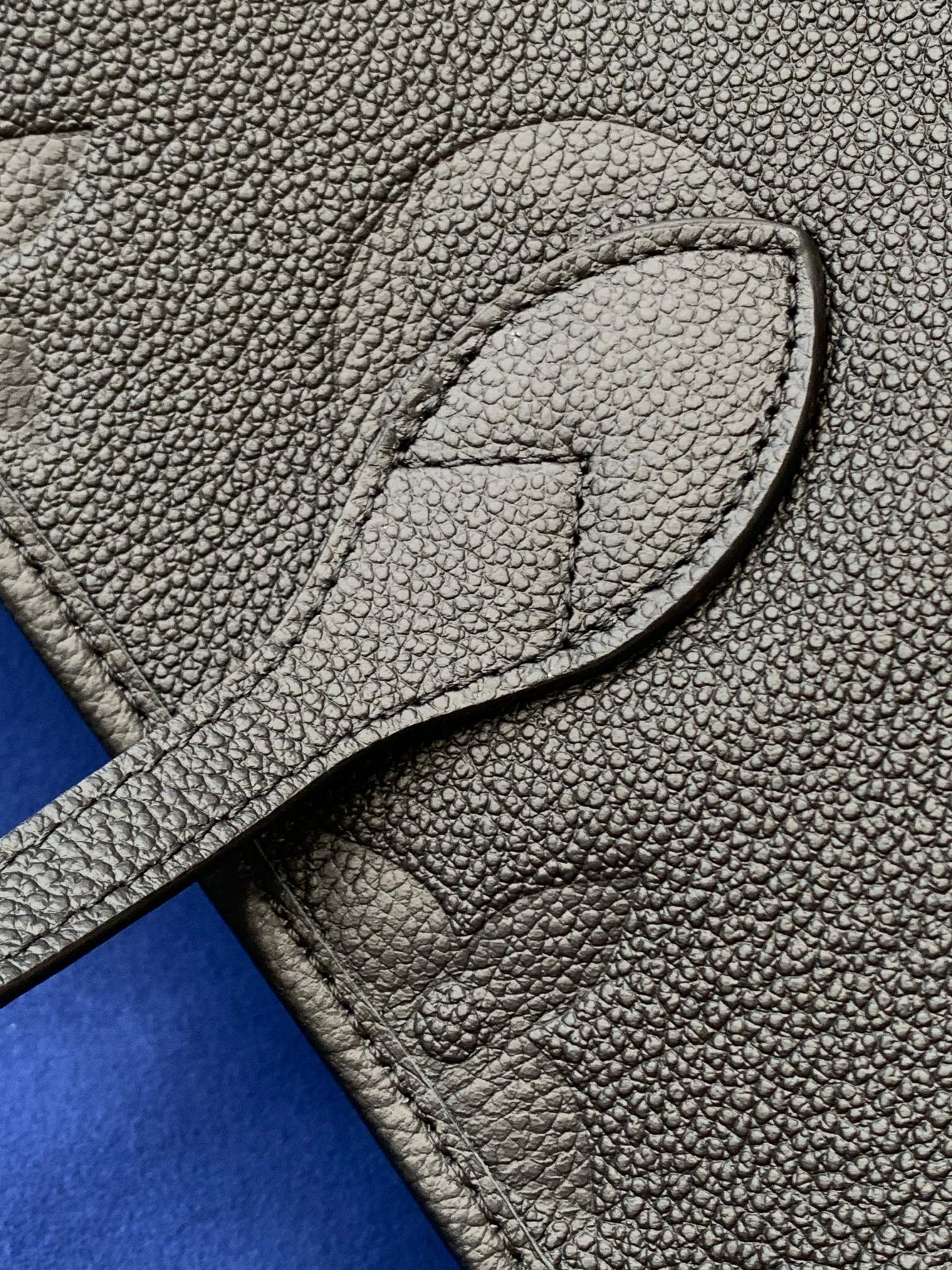 Neverfull Medium Embossed Leather Shopping Tote M45685 - Image 6