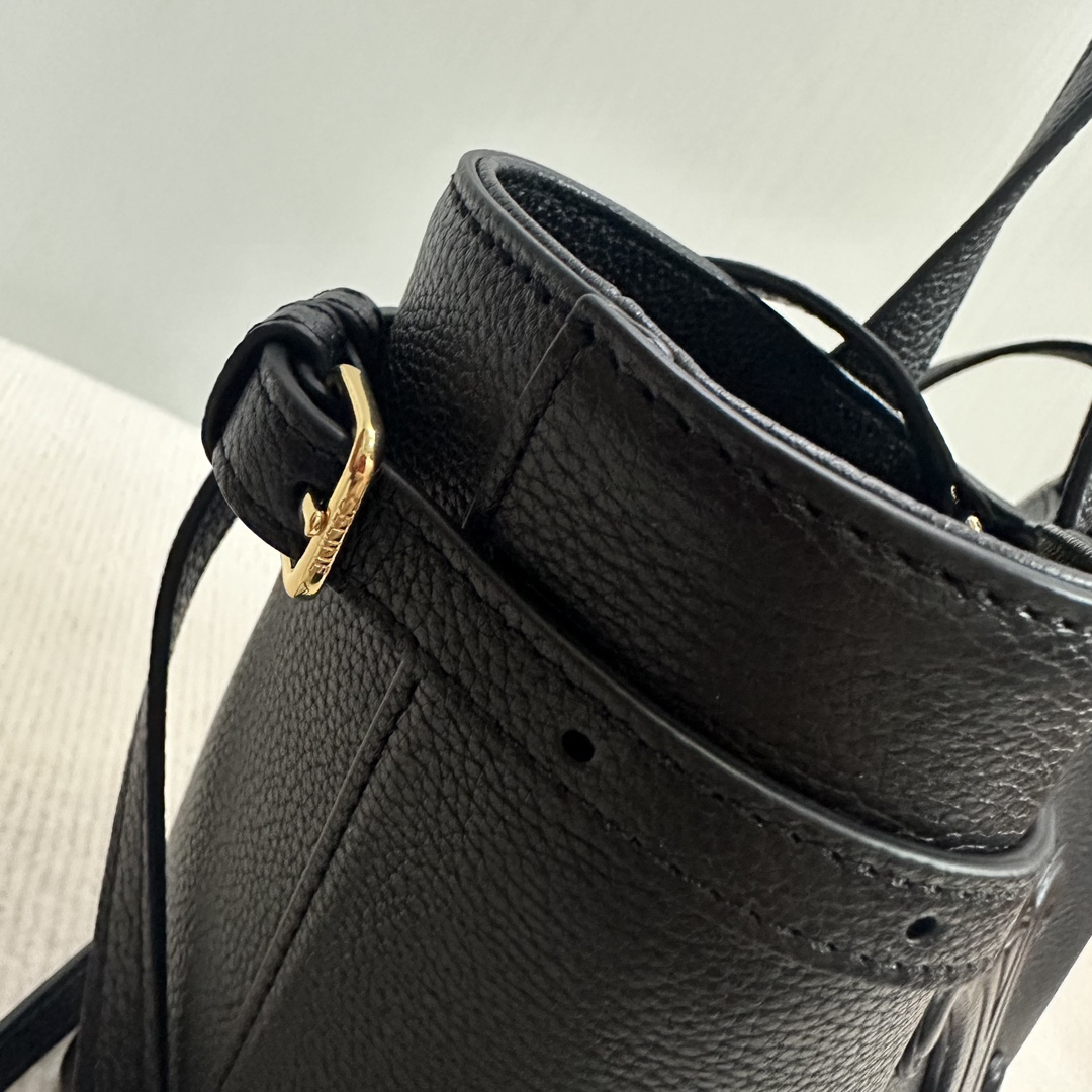 Cabas Anais Small Textured Leather Tote Bag - Image 6