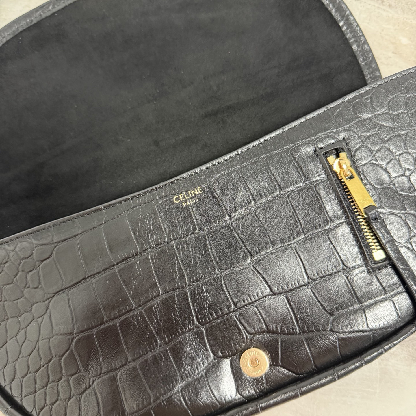 CE Halfmoon Small Shoulder Bag - Image 6