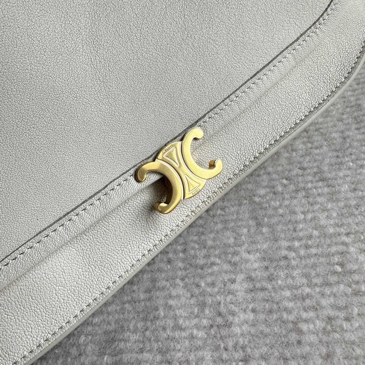 Celine Soft Triomphe Besace Shoulder Bag - Image 6
