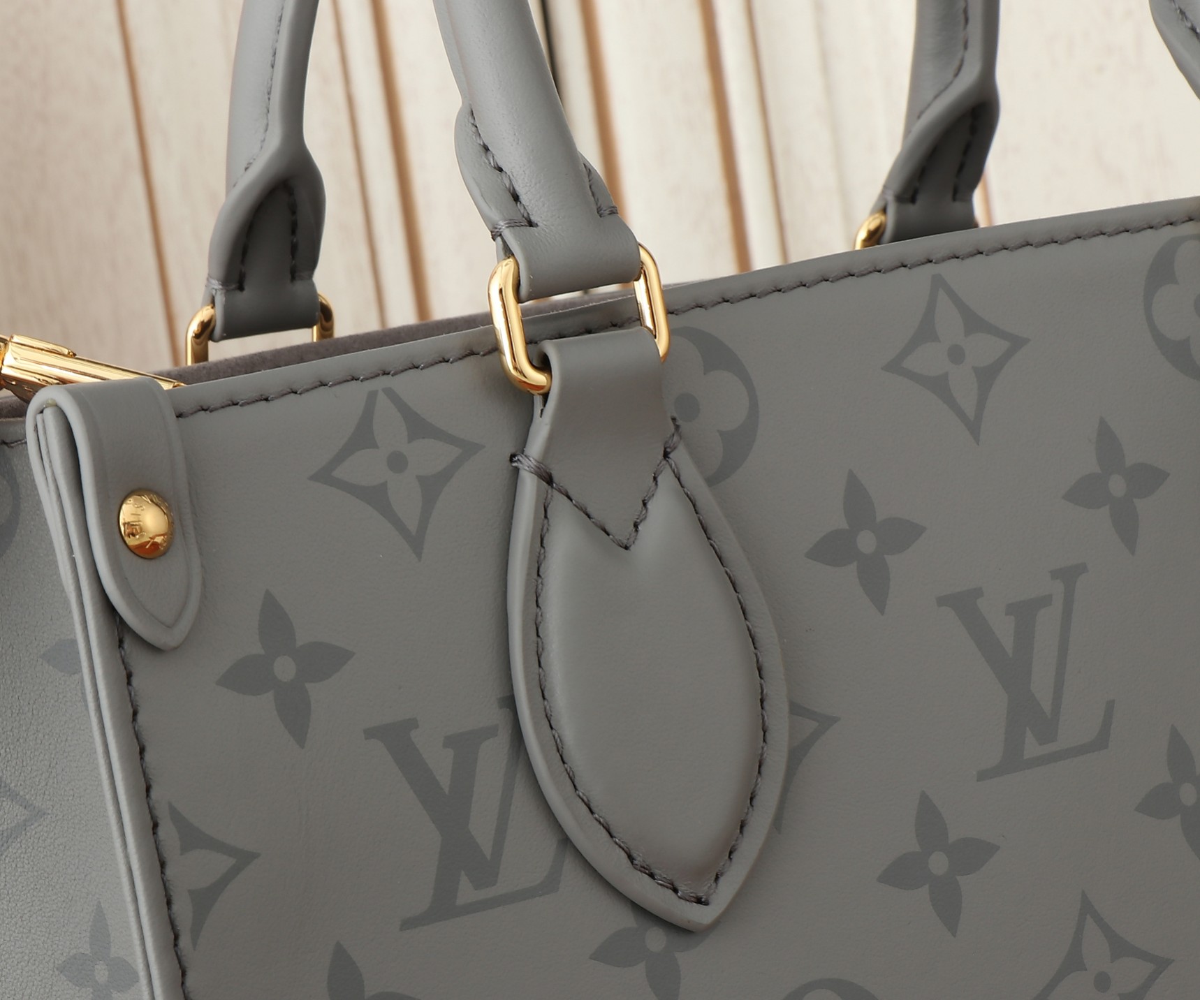 Louis Vuitton Monogram Ink OnTheGo Small Crossbody Bag - Image 6