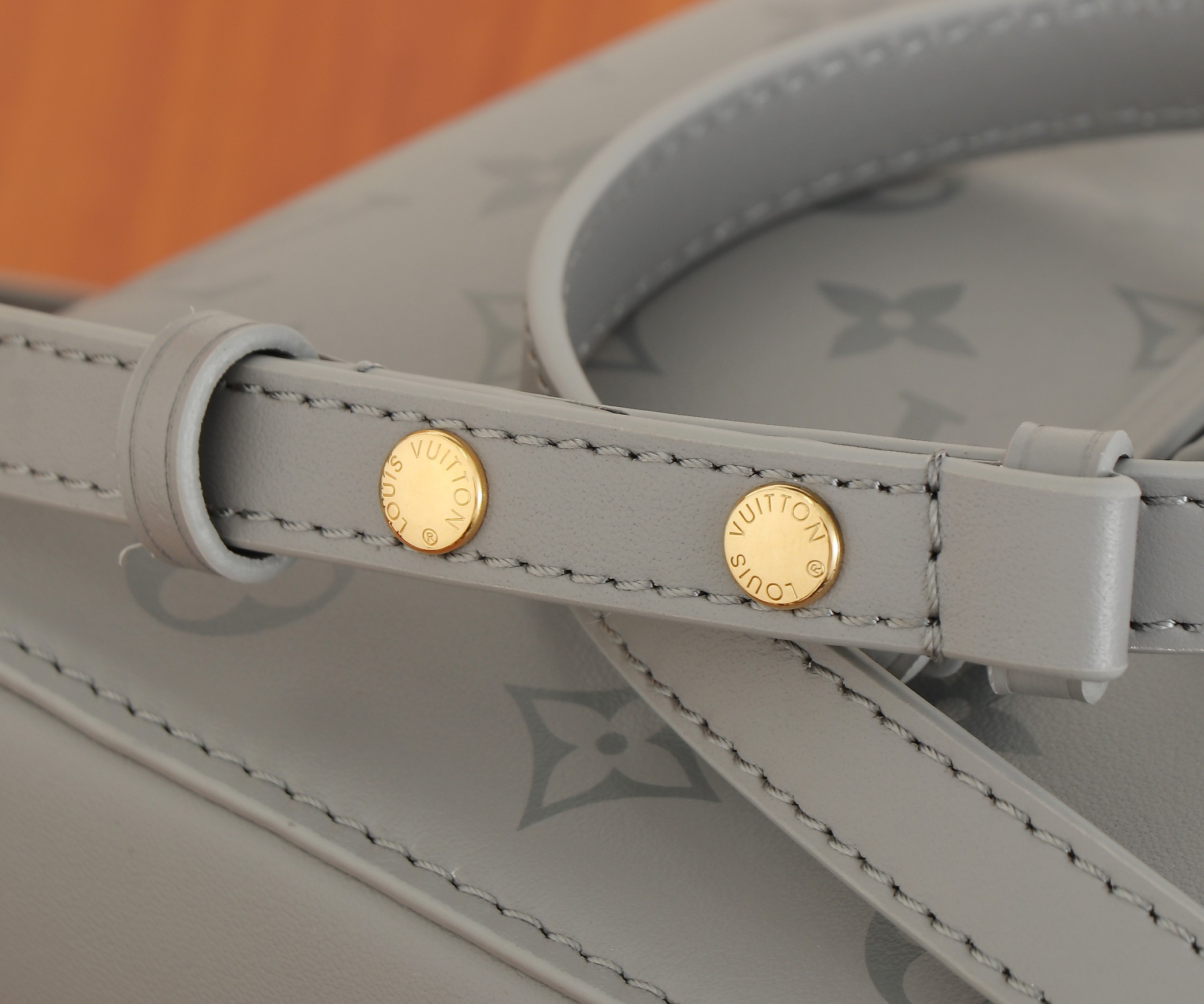 Louis Vuitton NeoNoe BB Monogram Ink Leather Bag - Image 6