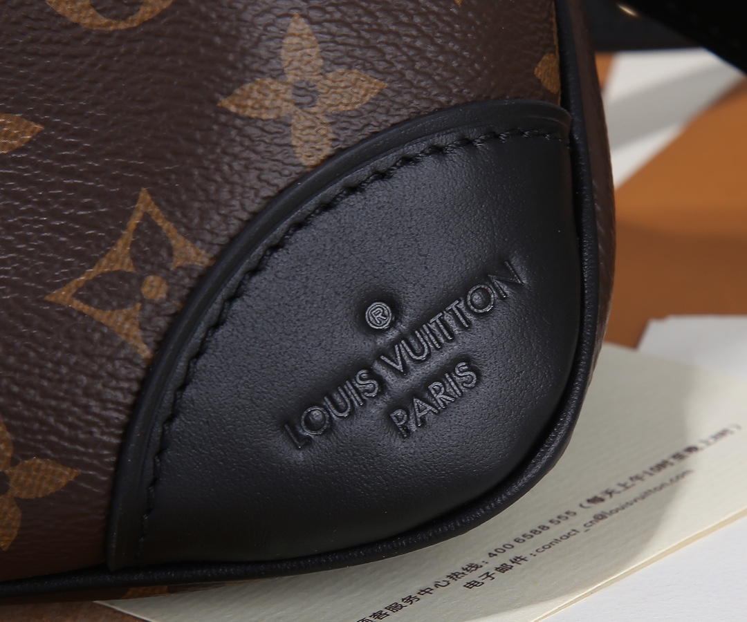 Louis Vuitton Boulogne Monogram Canvas Shoulder Bag M45831 - Image 6