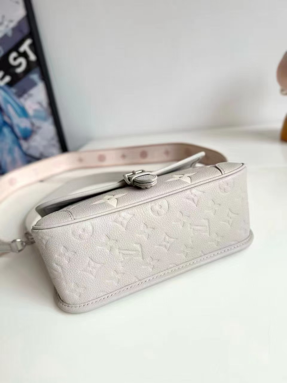 Louis Vuitton Diane Monogram Empreinte Leather Shoulder Bag M14214 - Image 6