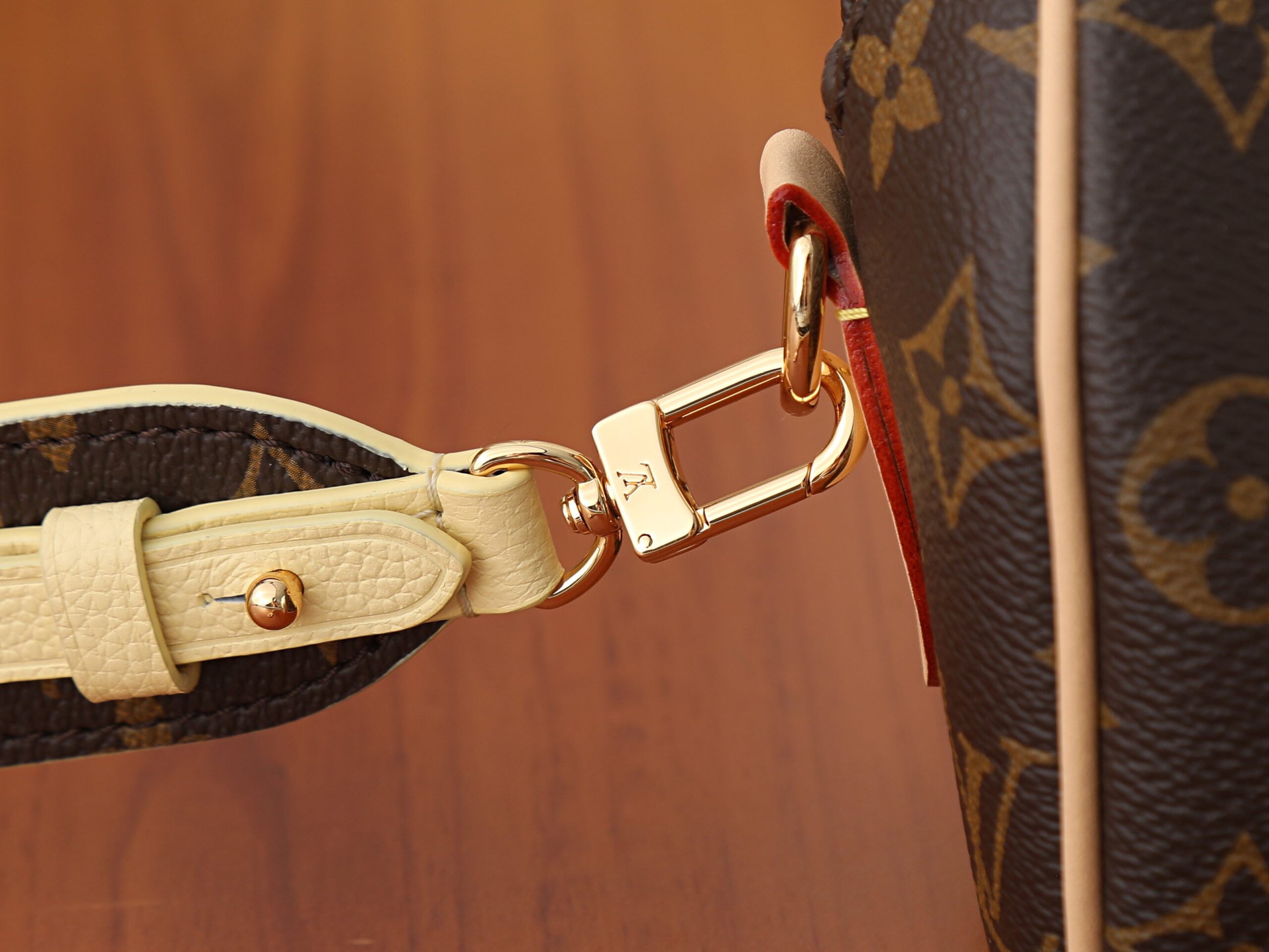 2024 China Qixi Limited Edition Speedy 18 Bag - Image 6