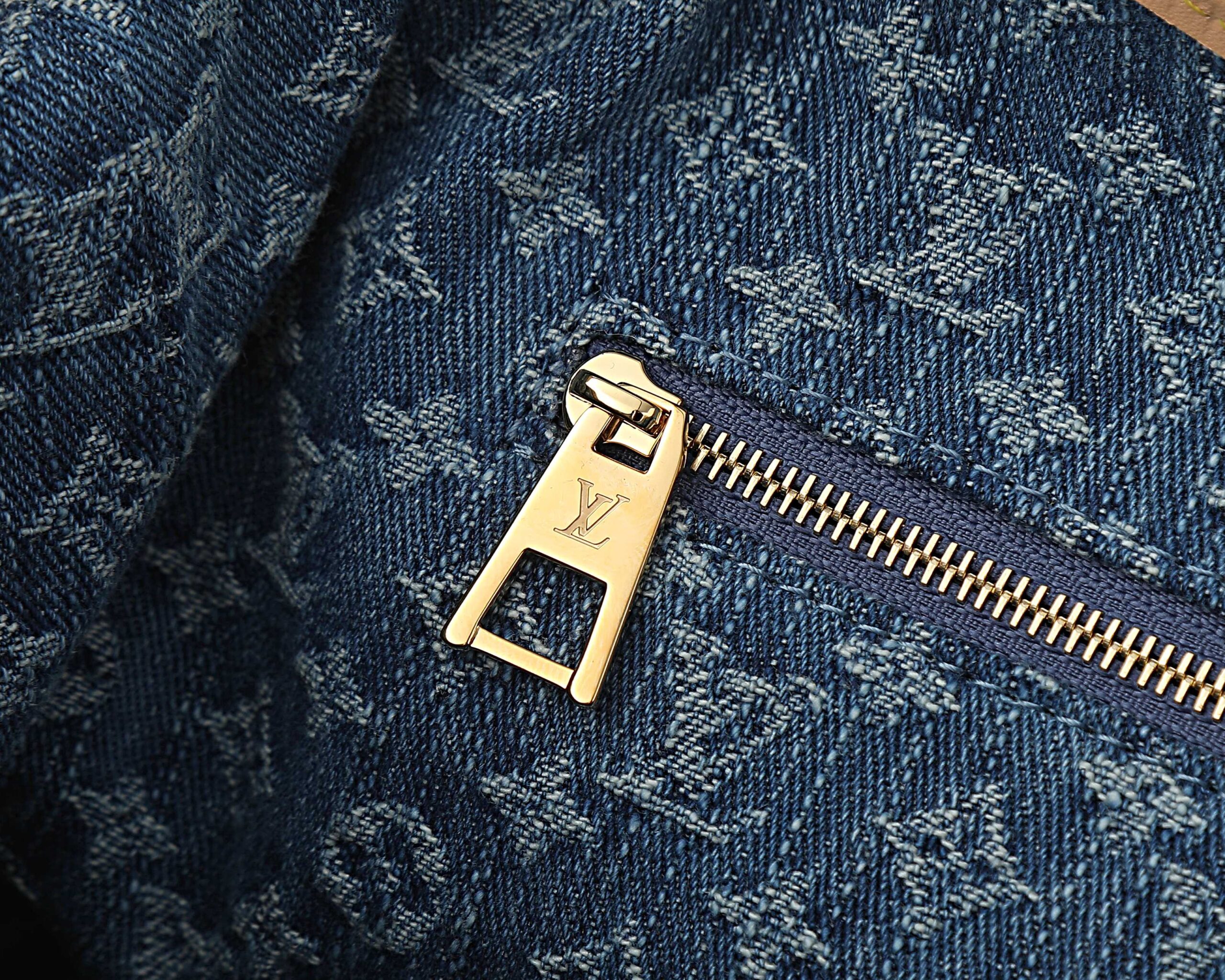CarryAll Cargo PM Denim Rendez-Vous Bag - Image 6