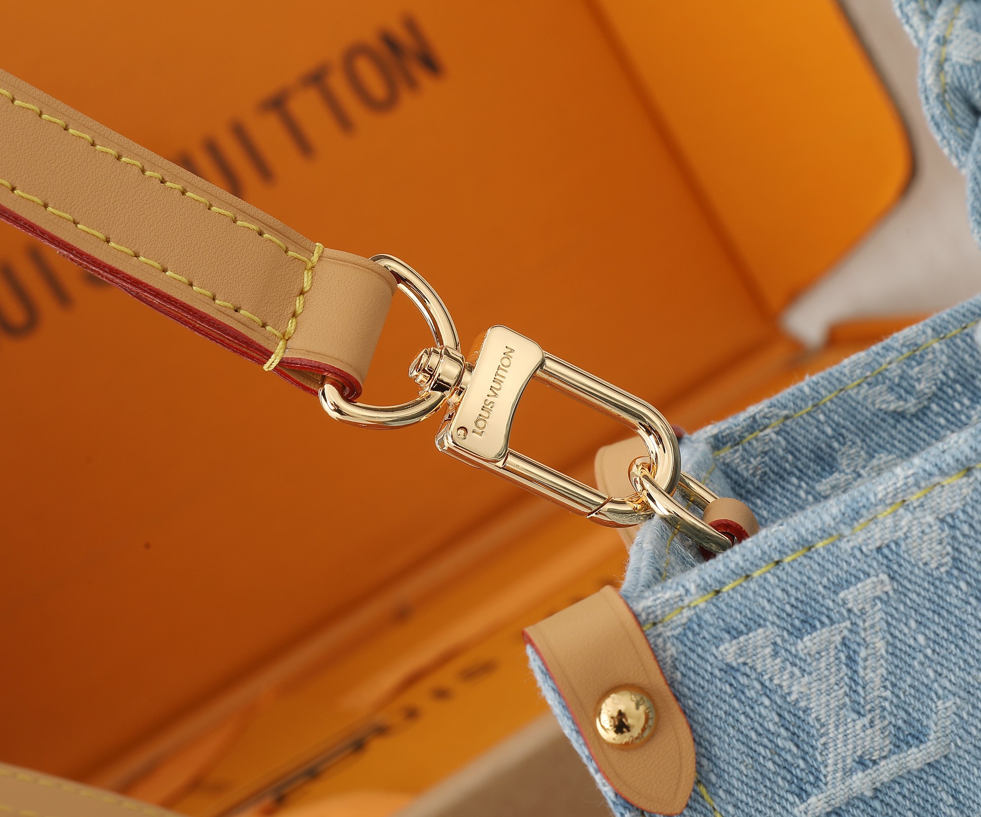 Louis Vuitton OnTheGo Small Tote Bag in Monogram Denim - Image 6