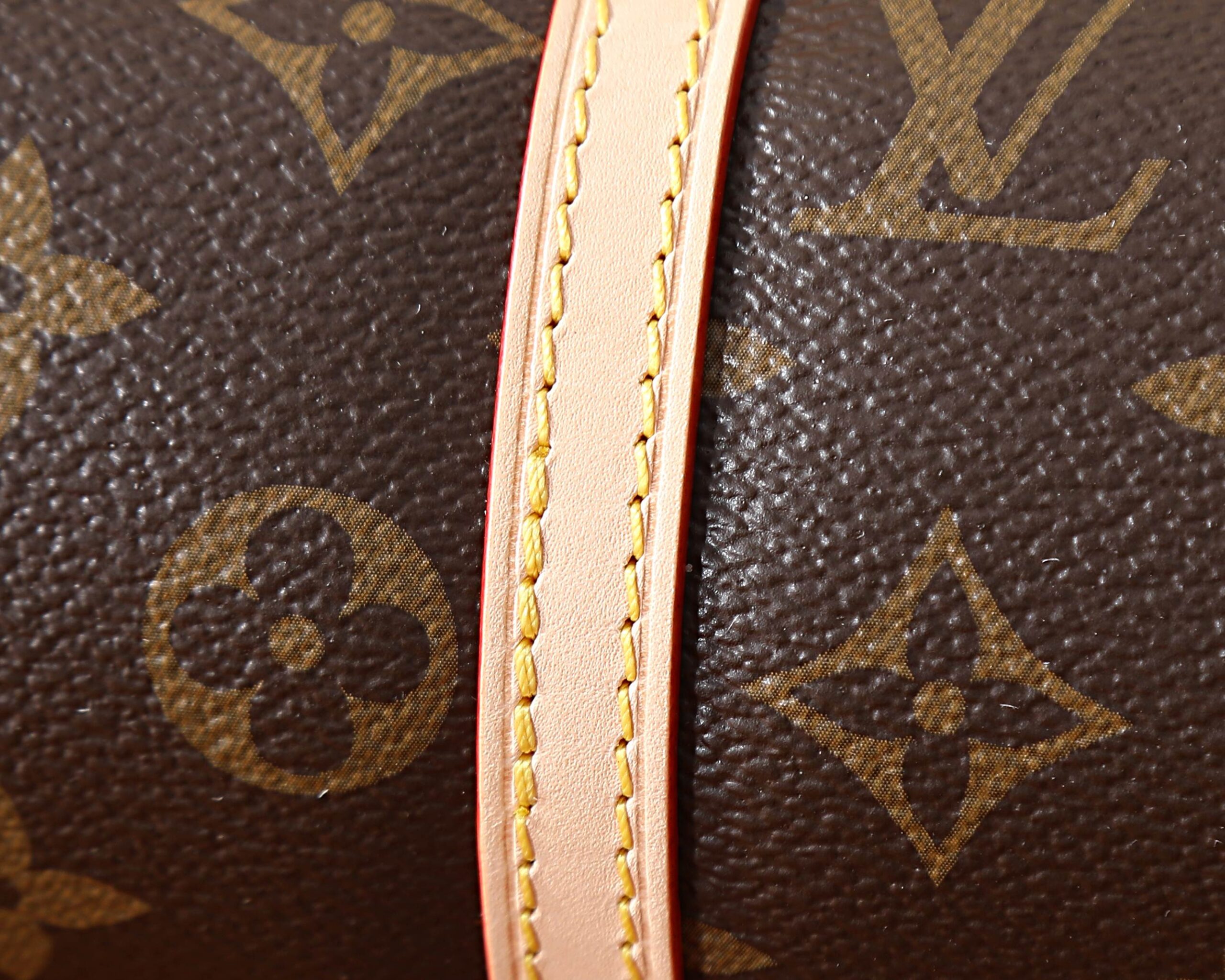 Louis Vuitton Squire East West Monogram Handbag M28953 - Image 6